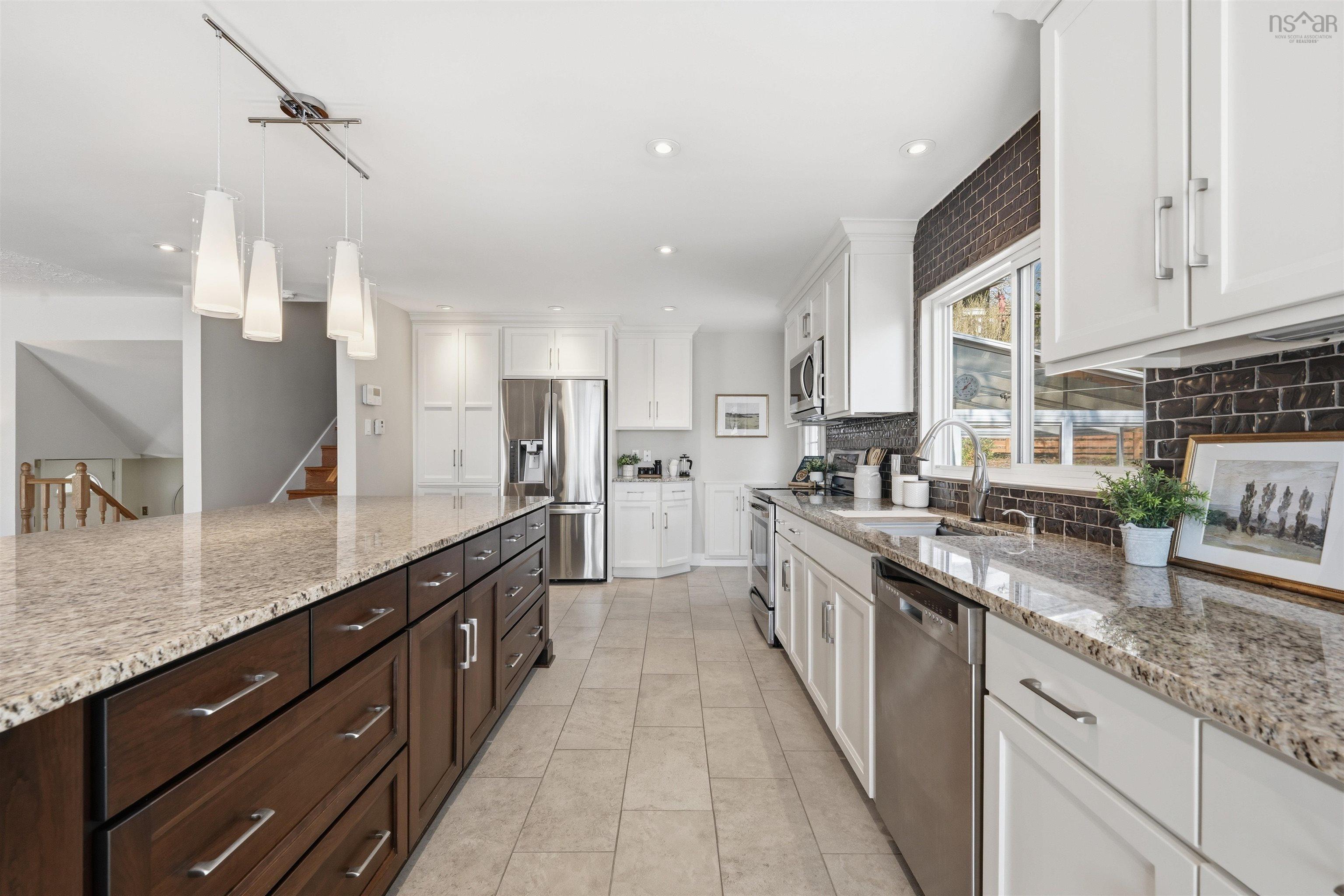 $899,000.00: 5 Wilson Boulevard, Wedgewood