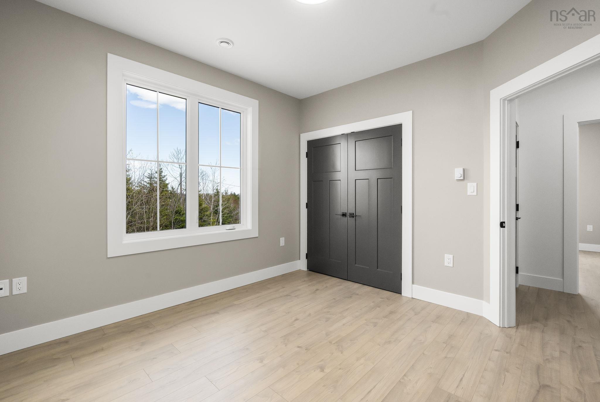 $889,900.00: 93 Sugarwood Court, Porters Lake