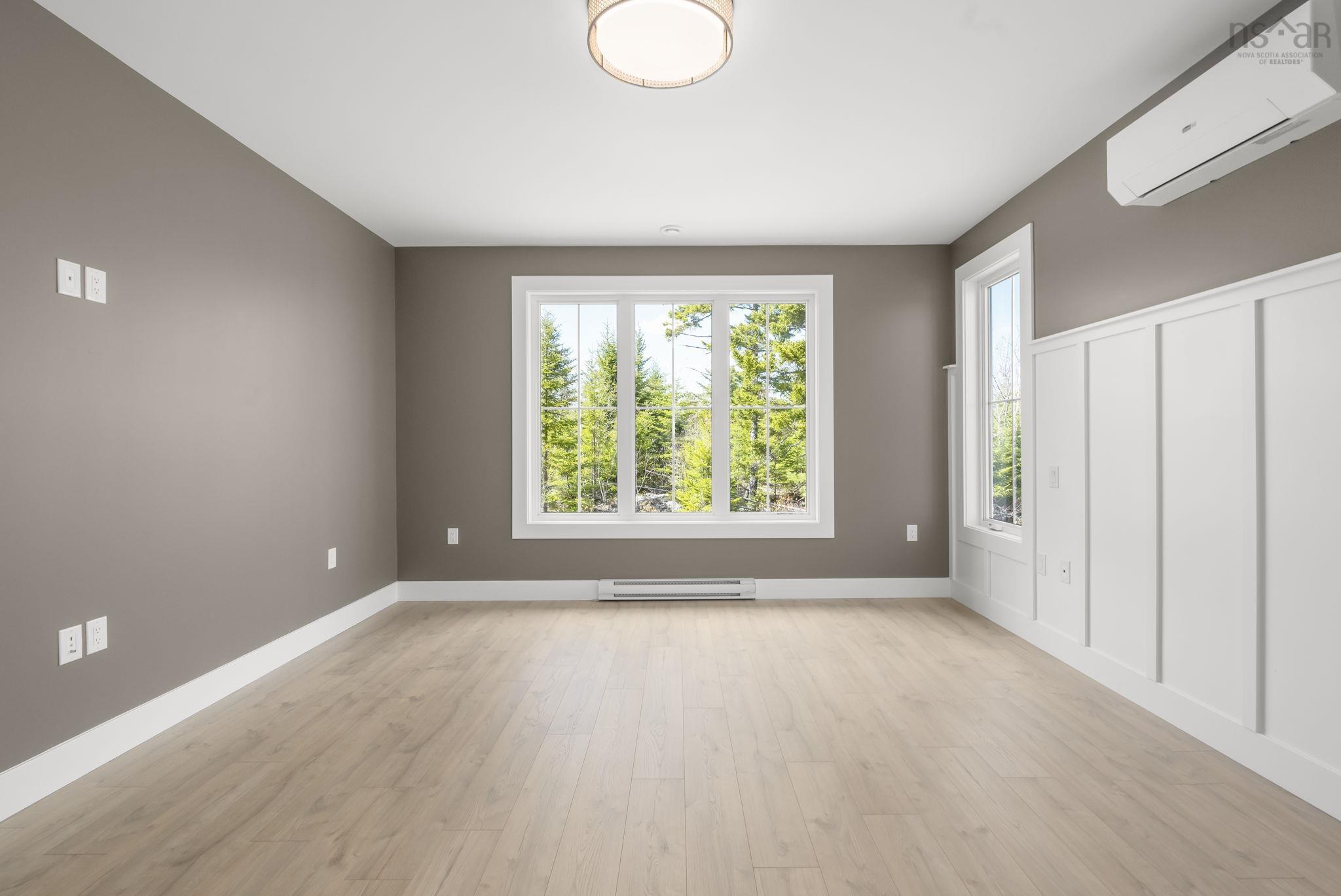 $889,900.00: 93 Sugarwood Court, Porters Lake