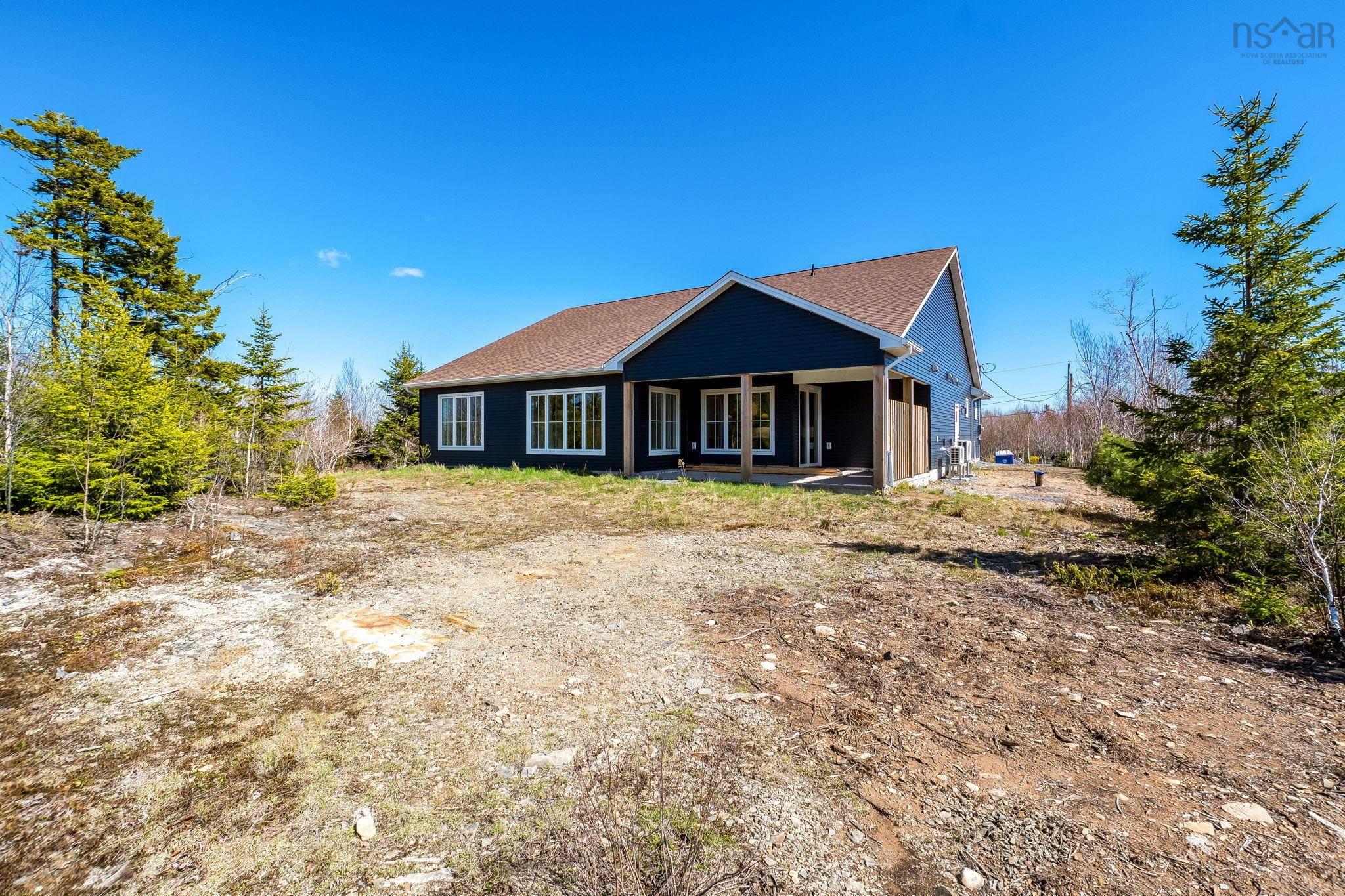 $889,900.00: 93 Sugarwood Court, Porters Lake