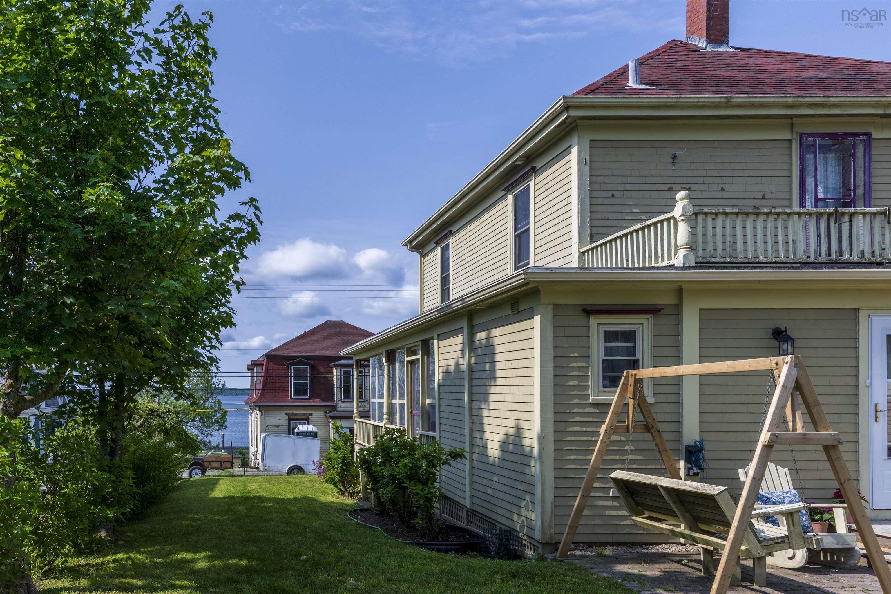 $675,000.00: 271 Montague Street, Lunenburg
