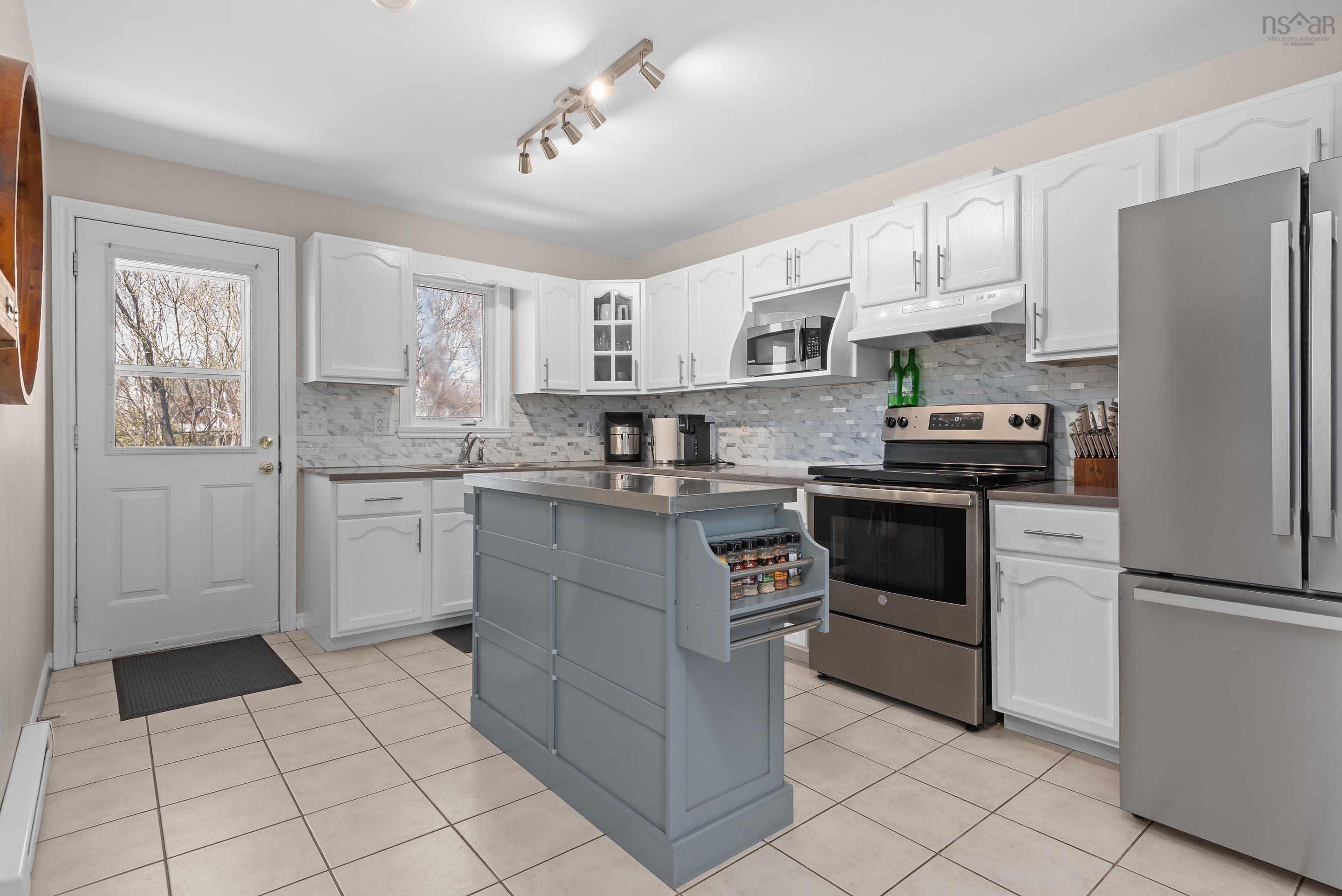 20 Peter Court, Eastern Passage, NS (MLS 202610904)
