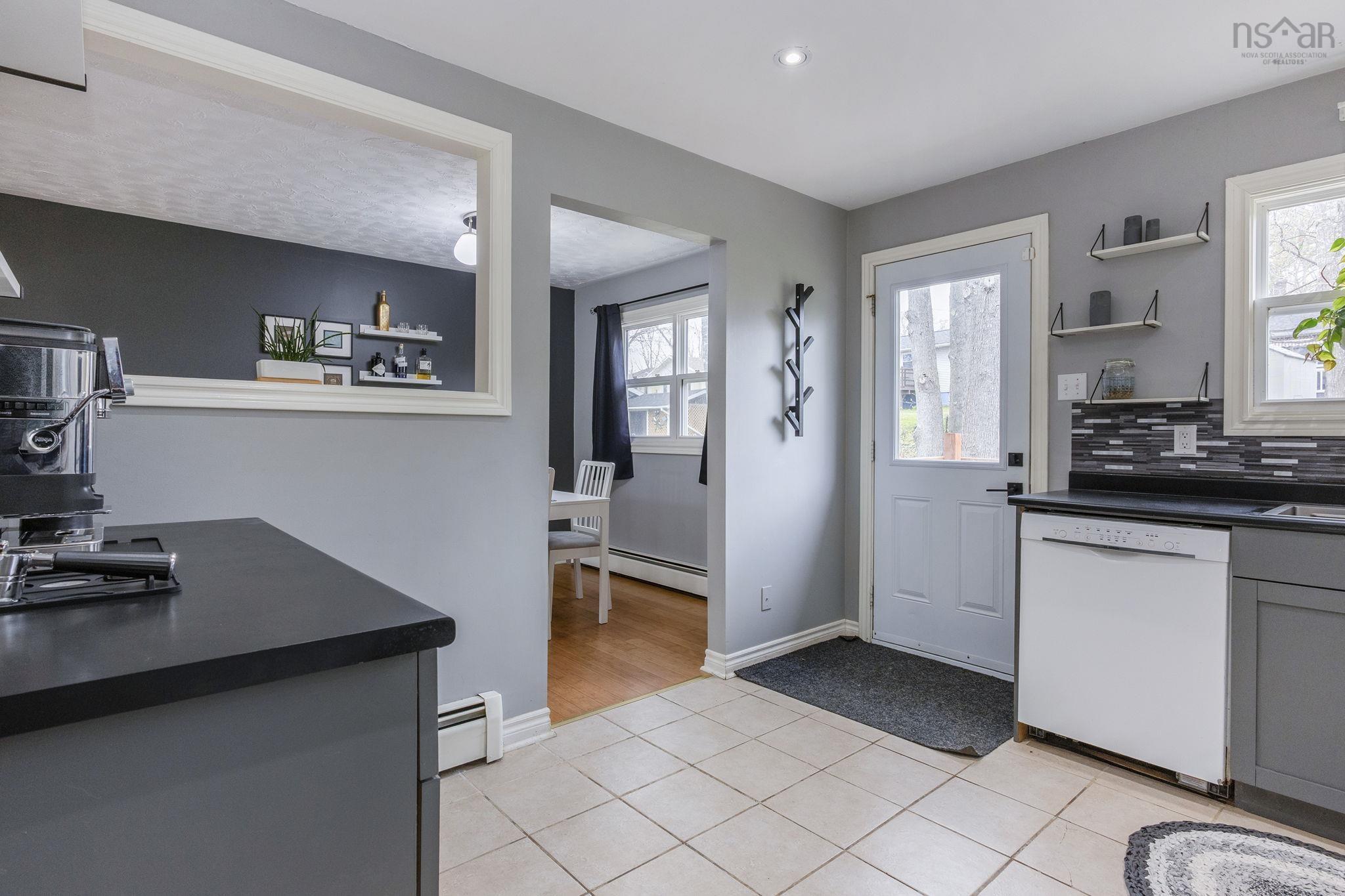 $399,000.00: 874 Dalmation Drive, Greenwood