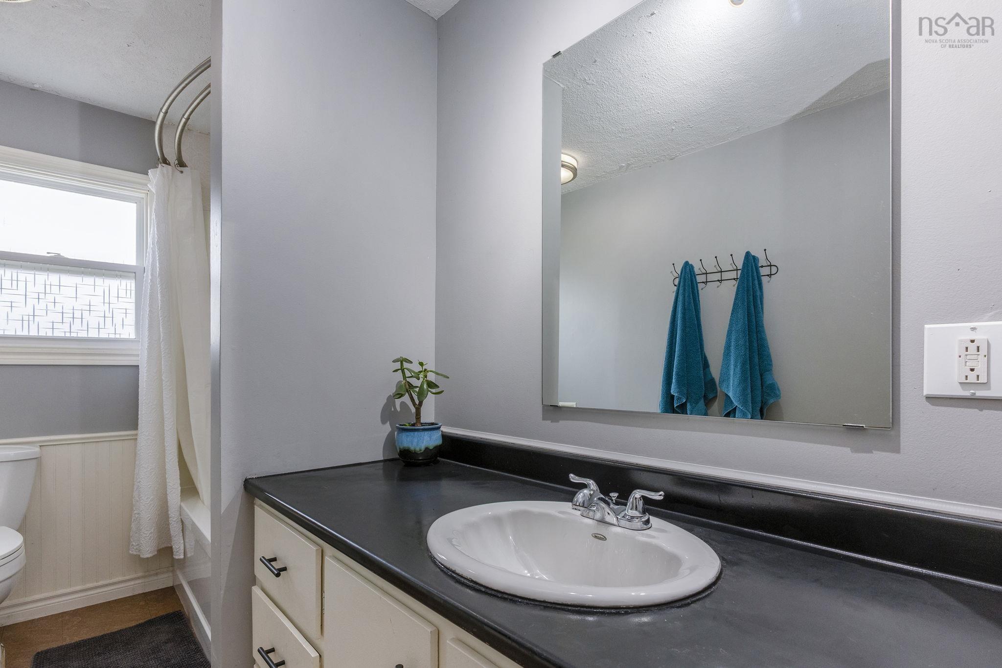 $399,000.00: 874 Dalmation Drive, Greenwood