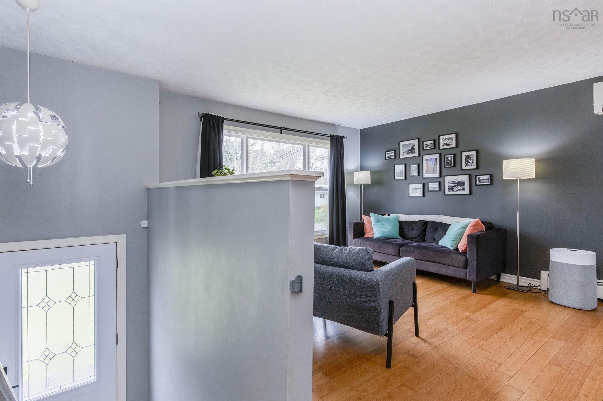 $399,000.00: 874 Dalmation Drive, Greenwood