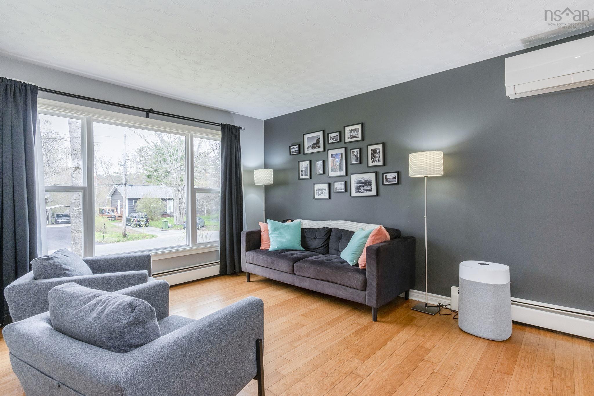 $399,000.00: 874 Dalmation Drive, Greenwood