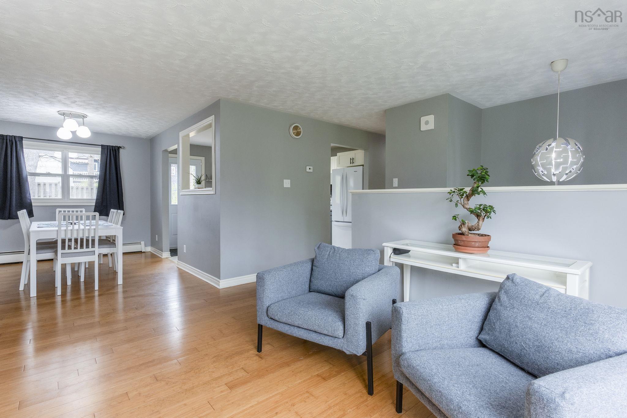 $399,000.00: 874 Dalmation Drive, Greenwood