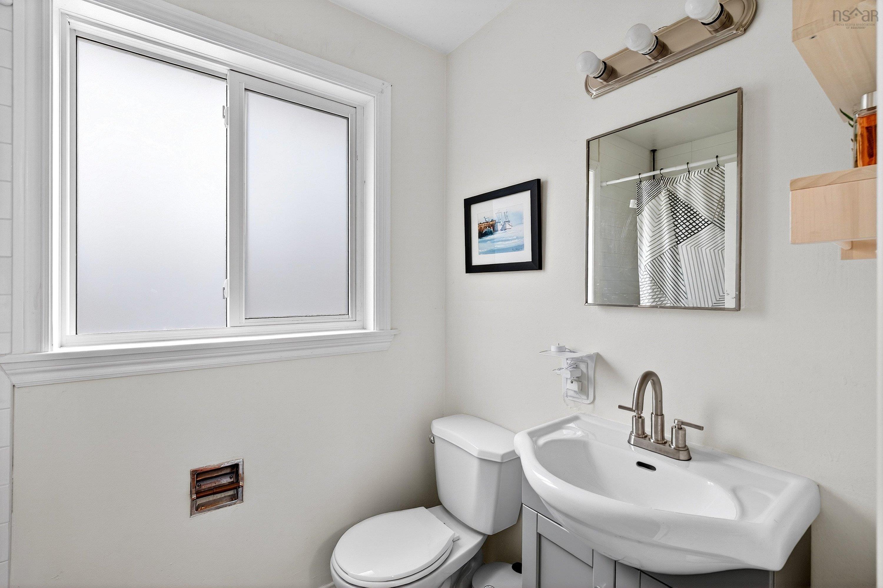 $399,900.00: 212 Roleika Drive, Dartmouth