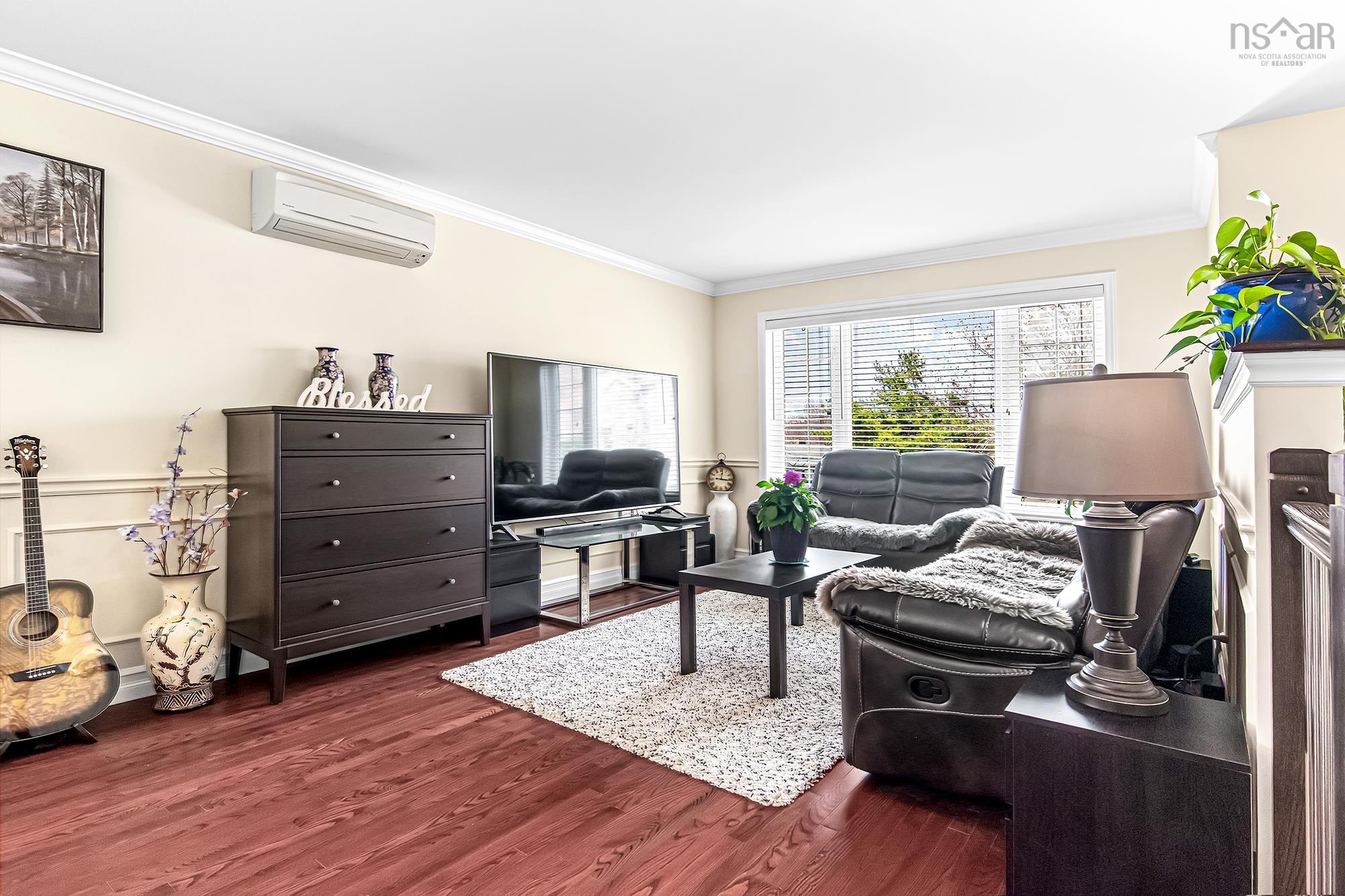 $969,000.00: 91 Ridgevale Drive, Bedford