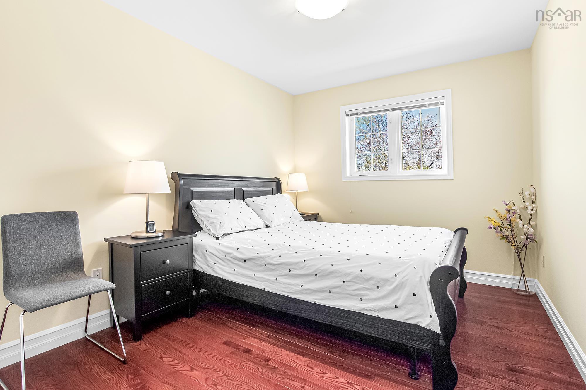 $969,000.00: 91 Ridgevale Drive, Bedford
