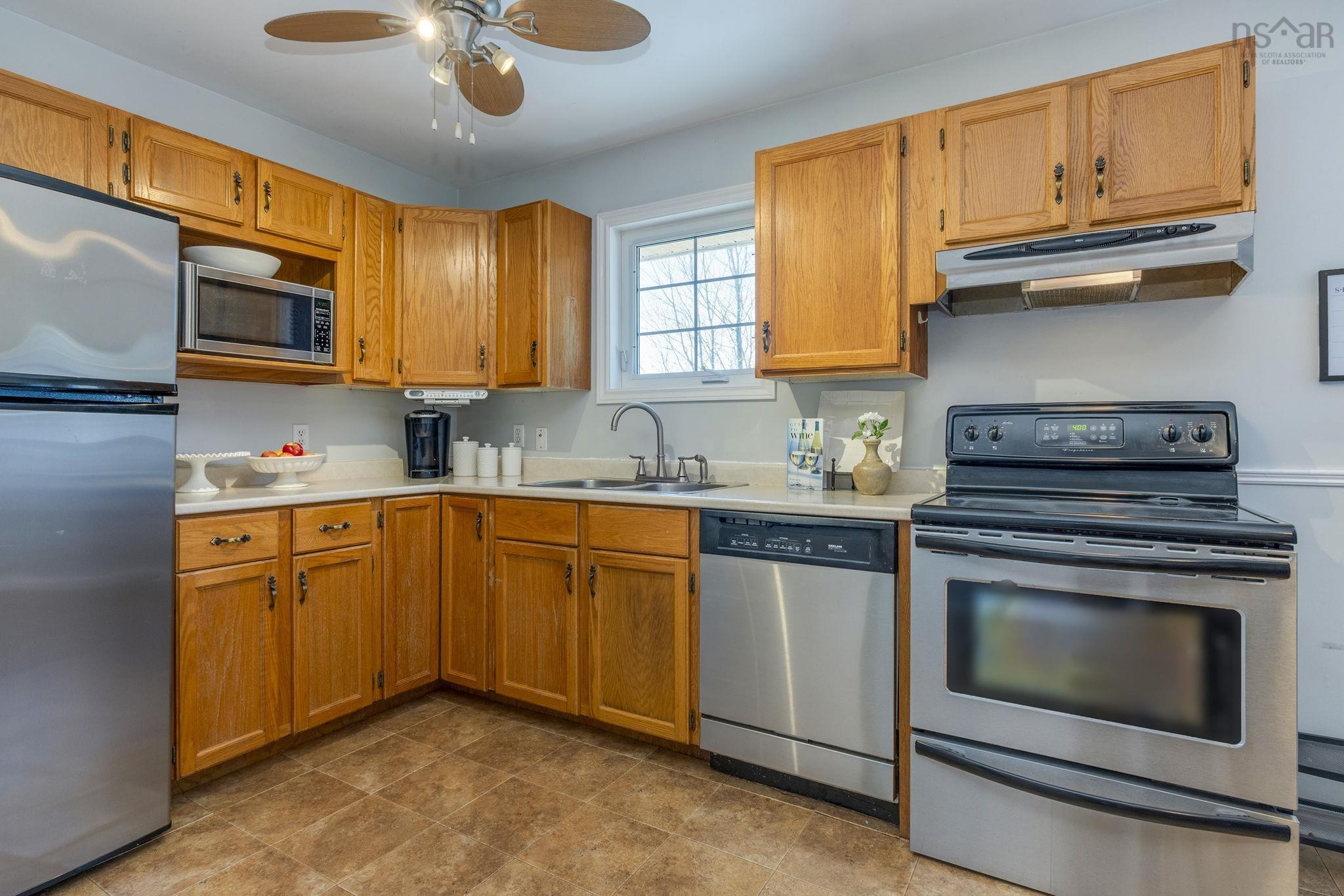 $514,900.00: 107 Shrewsbury Road, Cole Harbour