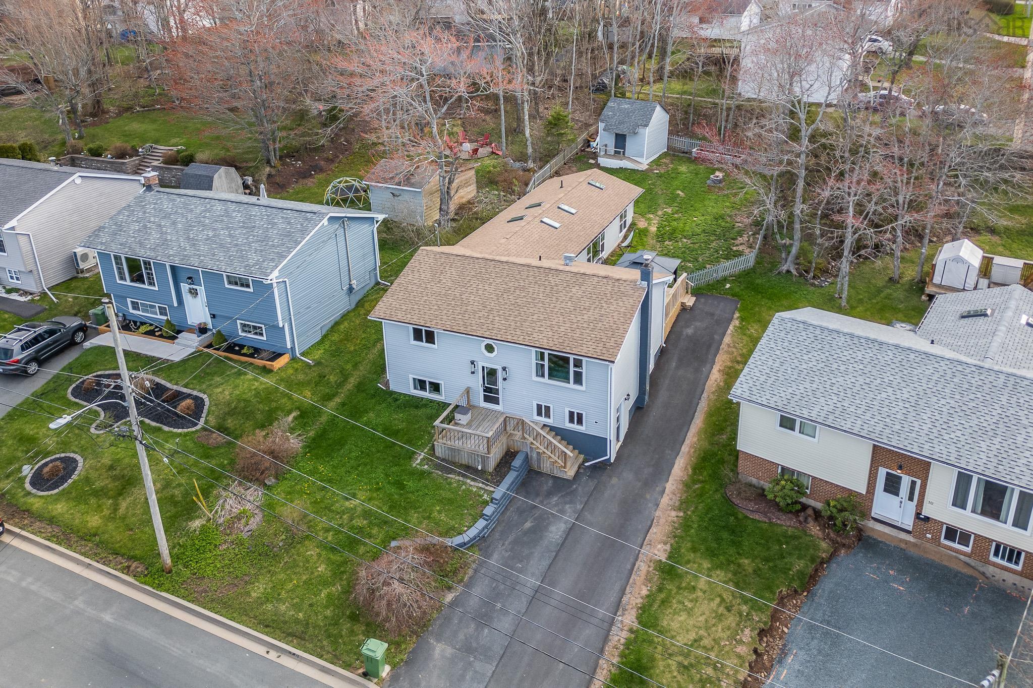 $689,900.00: 12 Wamphray Crescent, Dartmouth