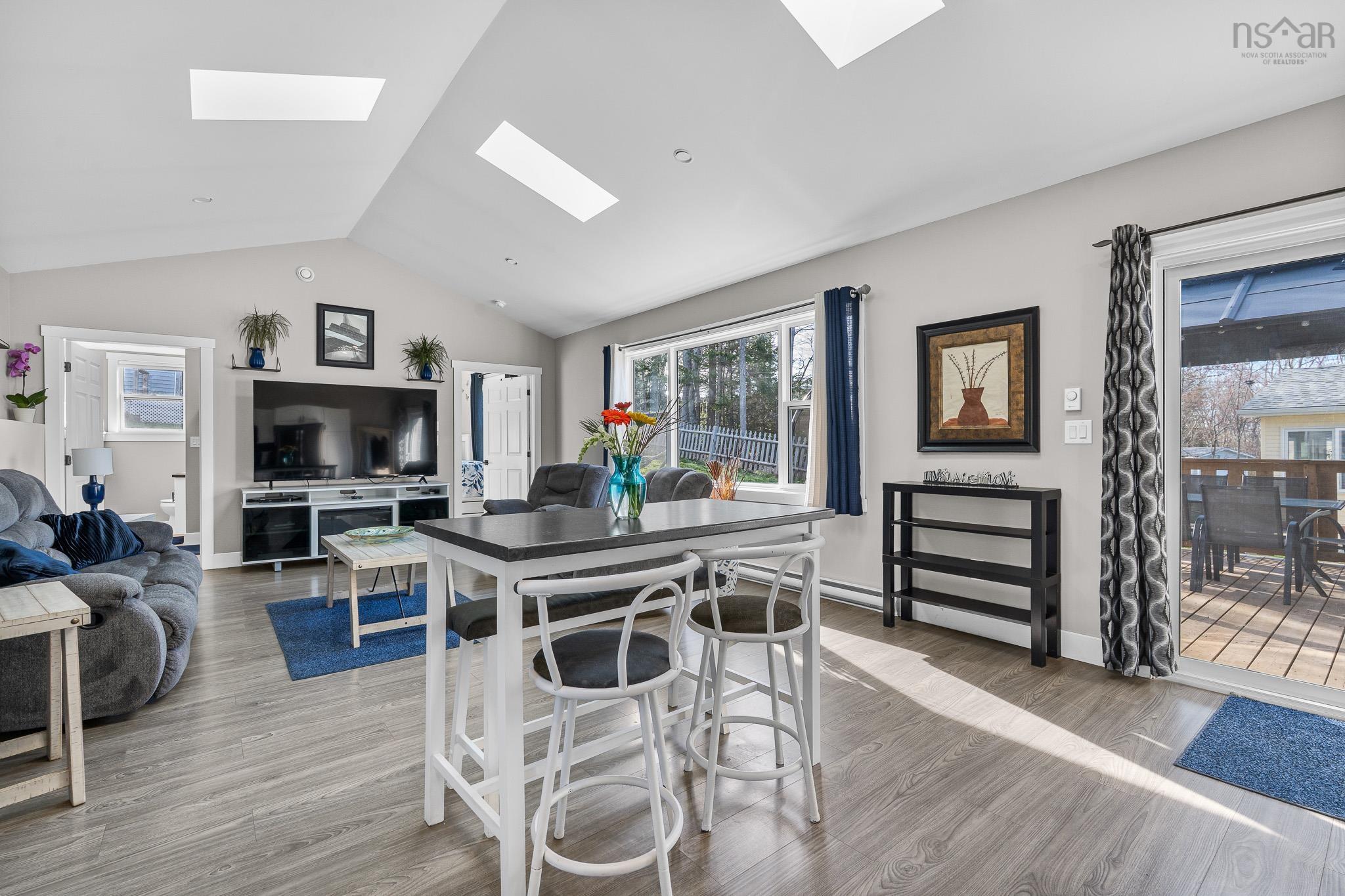 $689,900.00: 12 Wamphray Crescent, Dartmouth