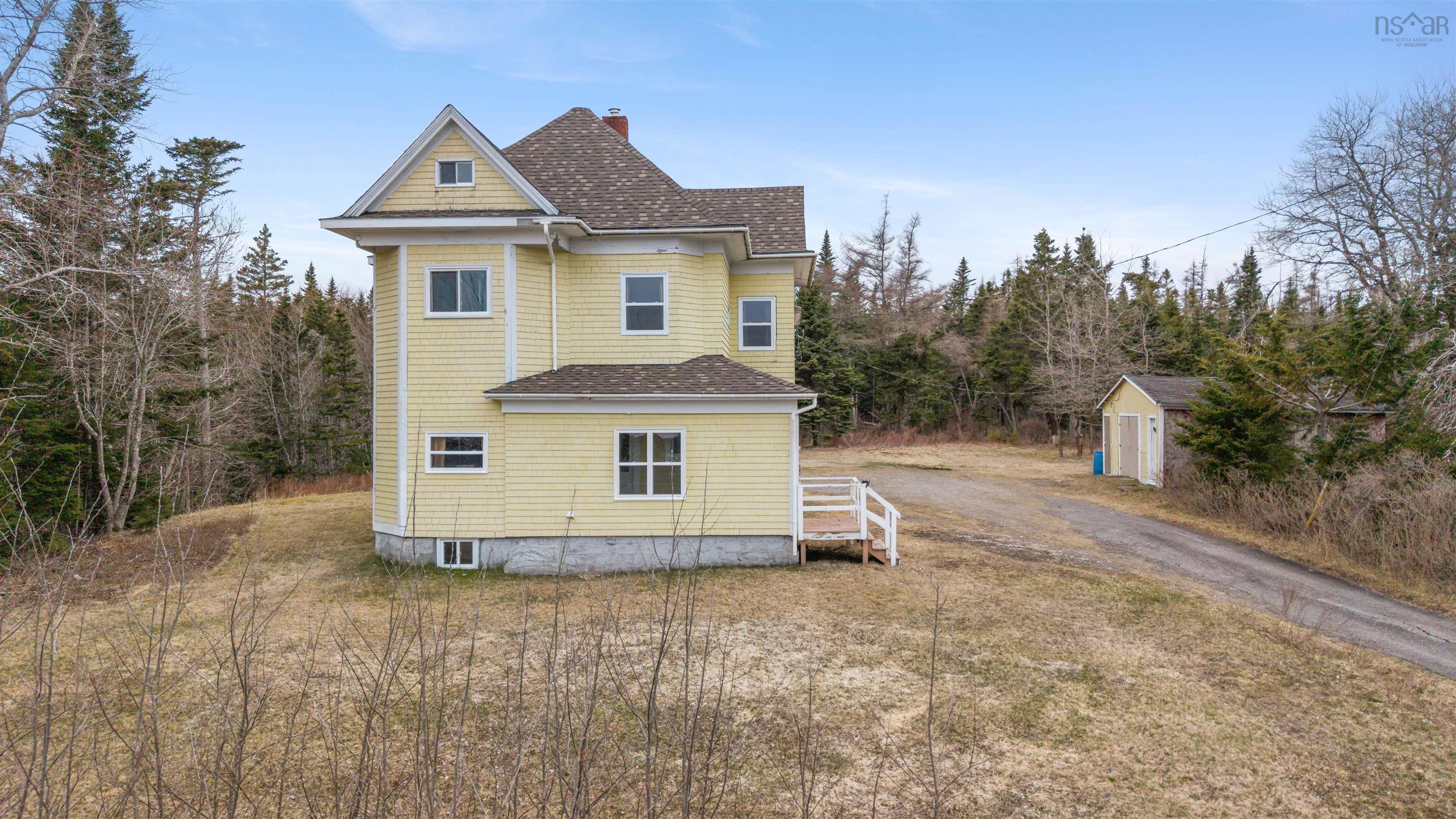 $255,000.00: 13510 Highway 316, Isaacs Harbour North