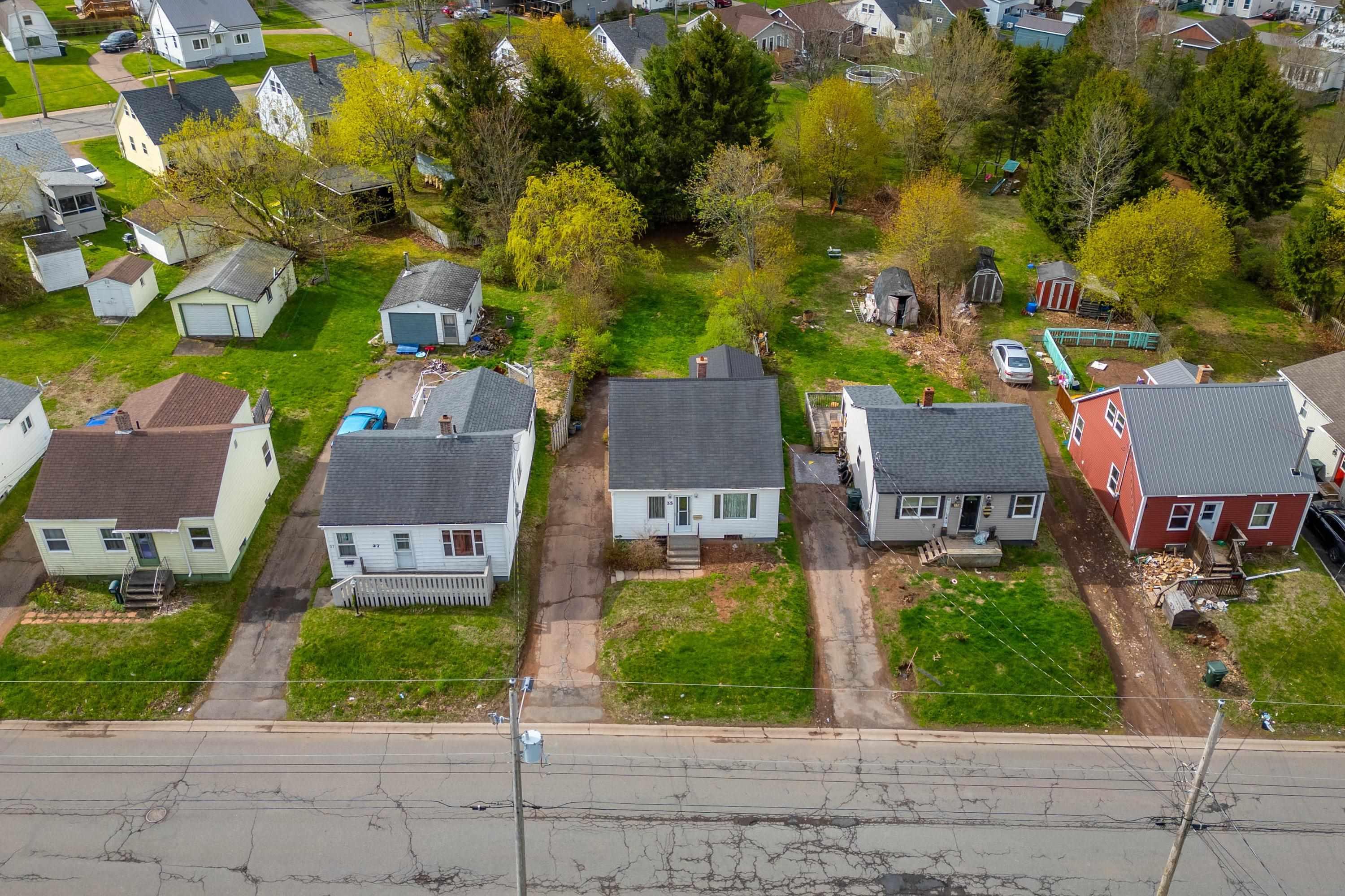 $224,900.00: 35 East Pleasant Street, Amherst
