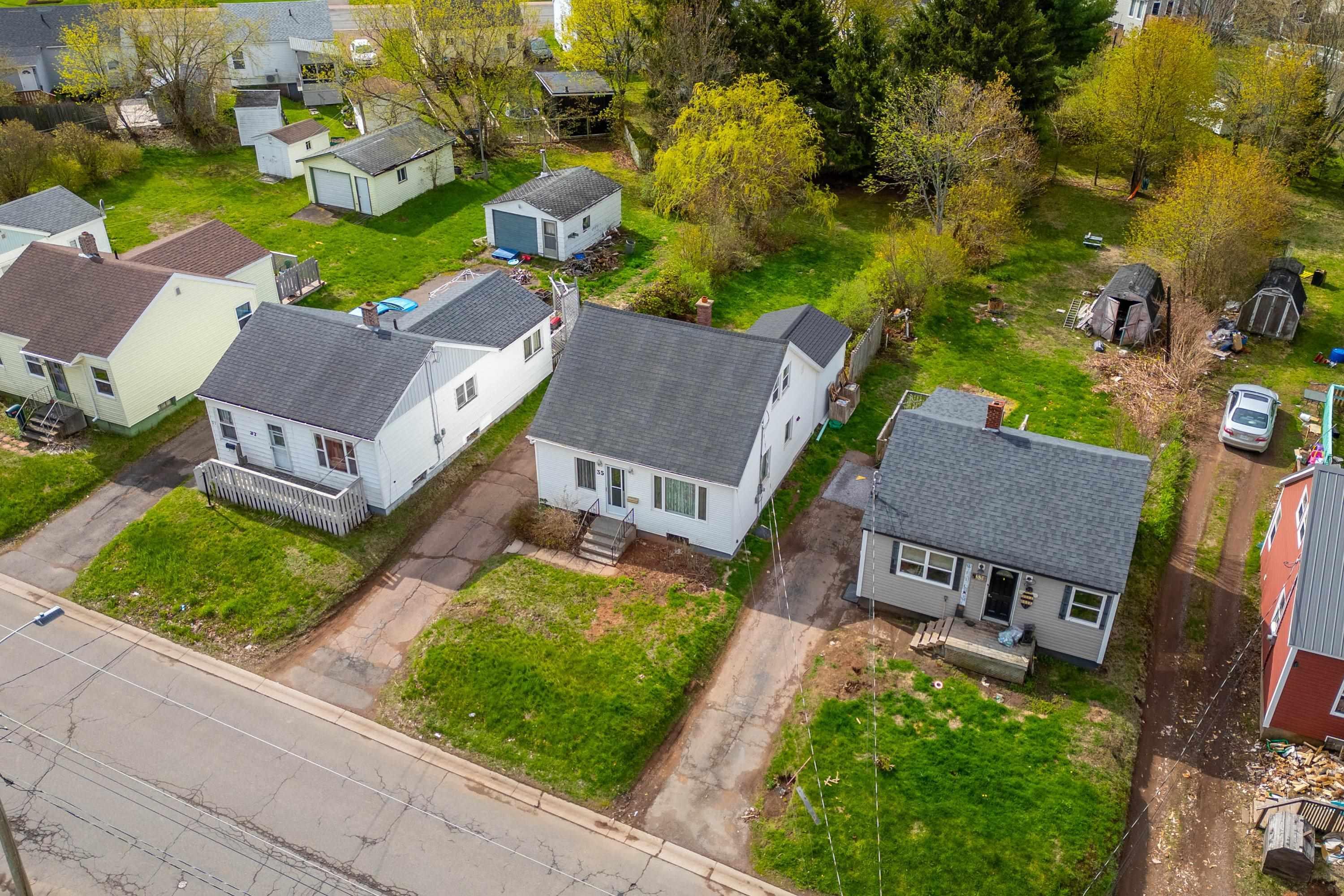 $224,900.00: 35 East Pleasant Street, Amherst