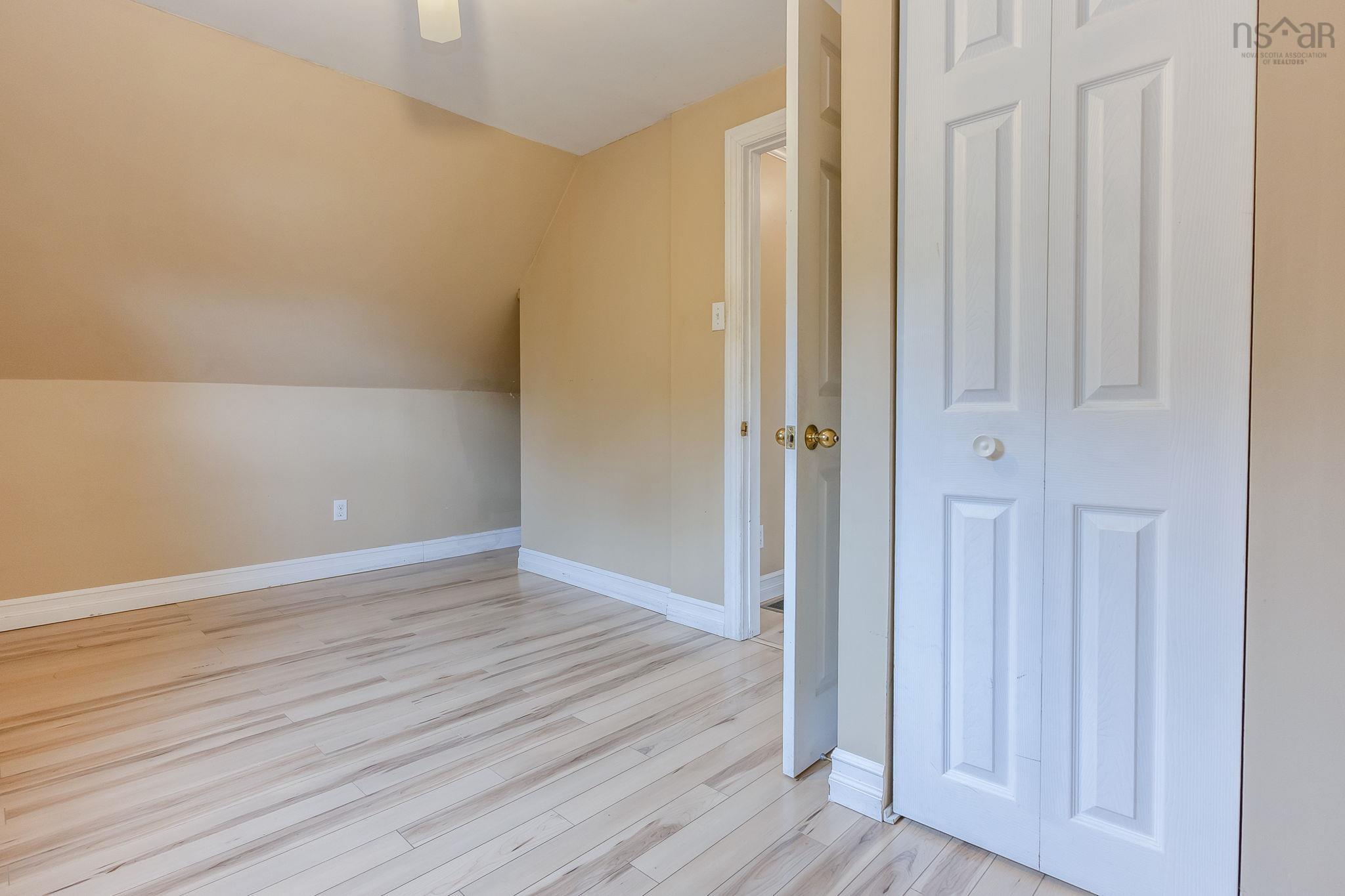 $289,000.00: 1726 Fed Road, Greenland
