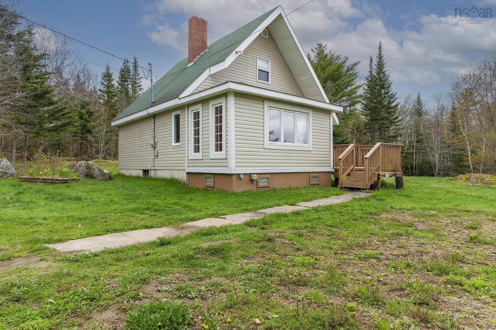 $289,000.00: 1726 Fed Road, Greenland