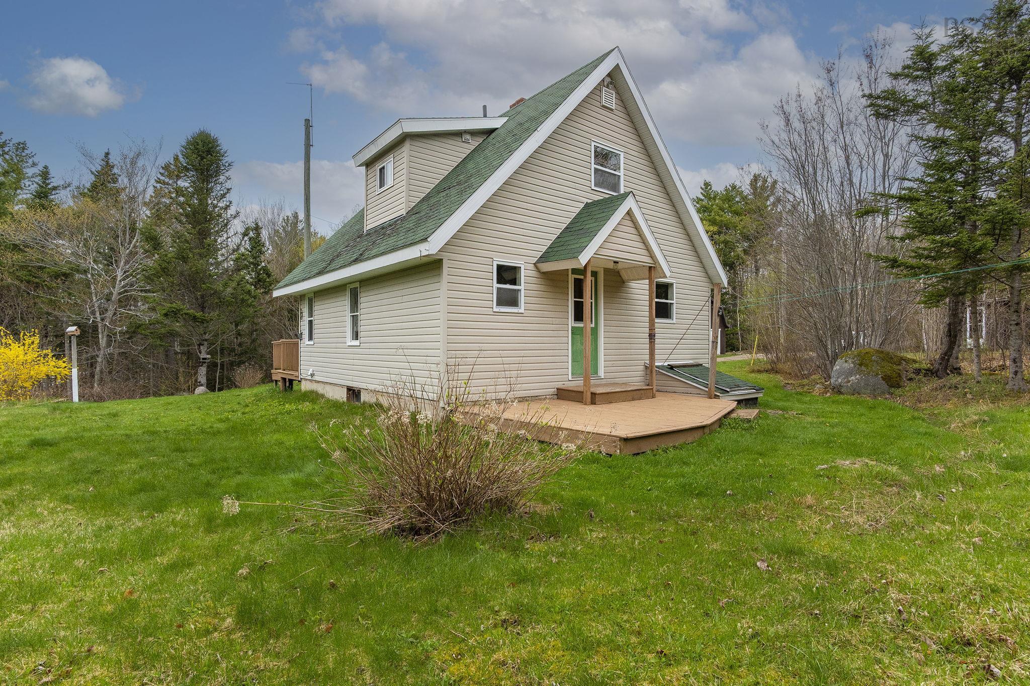 $289,000.00: 1726 Fed Road, Greenland