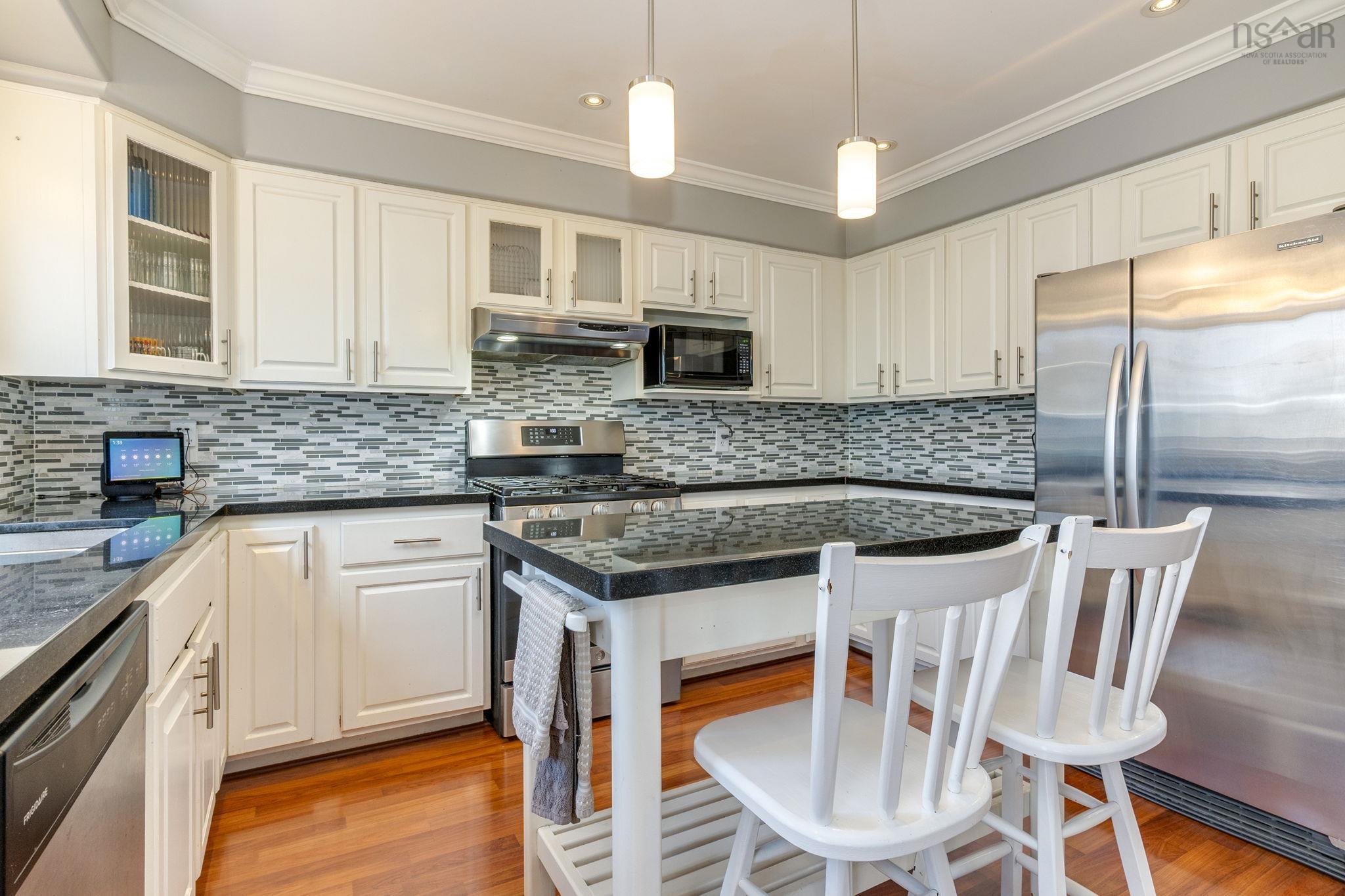 $699,900.00: 119 Douglas Crescent, Halifax