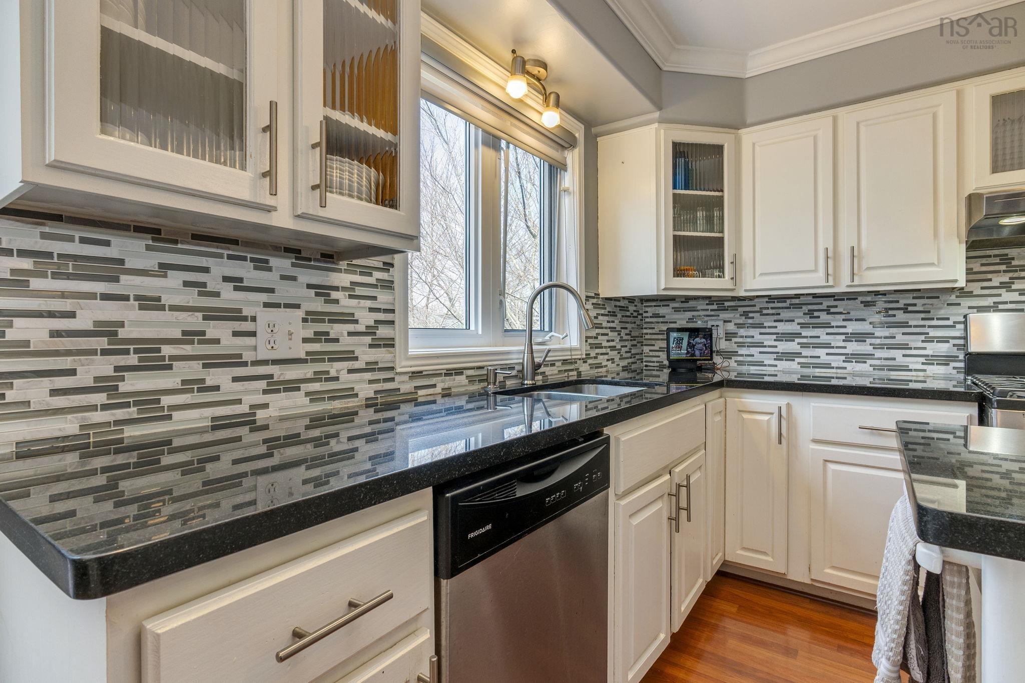 $699,900.00: 119 Douglas Crescent, Halifax