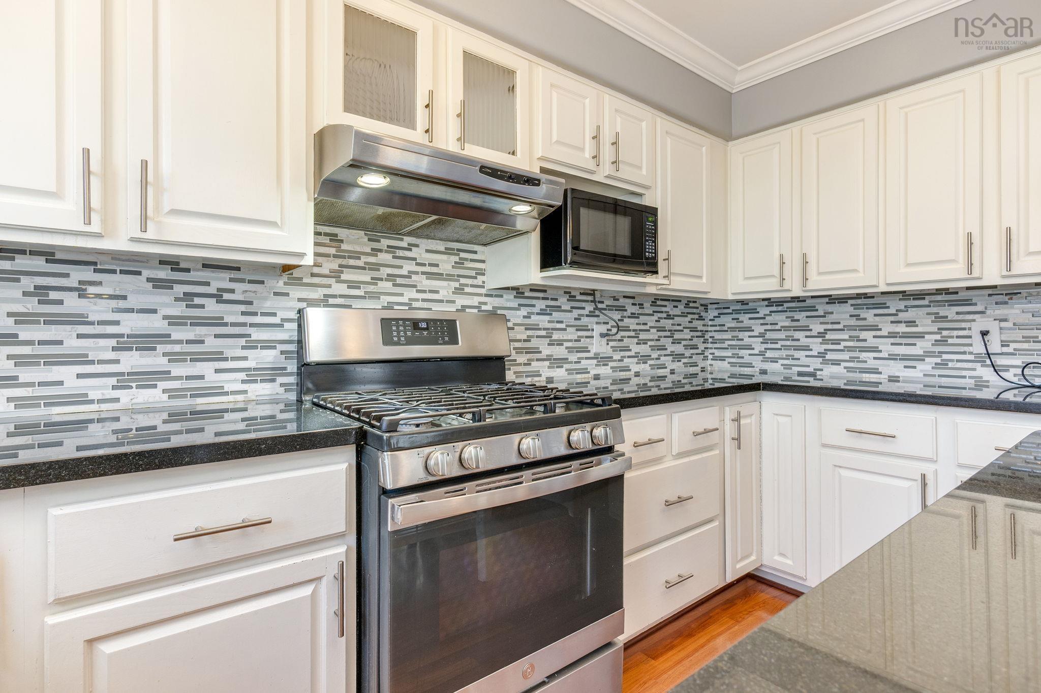 $699,900.00: 119 Douglas Crescent, Halifax