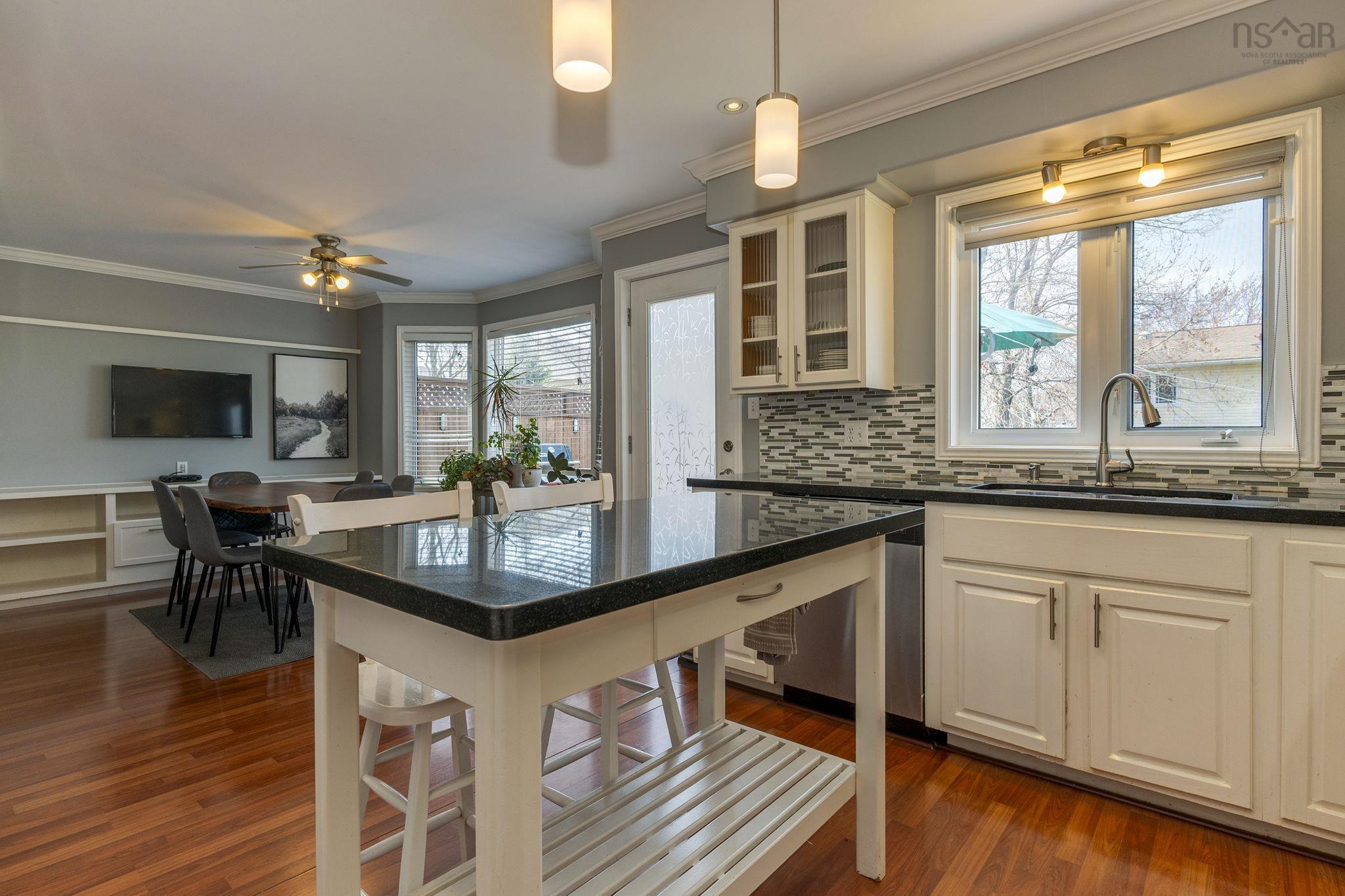 $699,900.00: 119 Douglas Crescent, Halifax