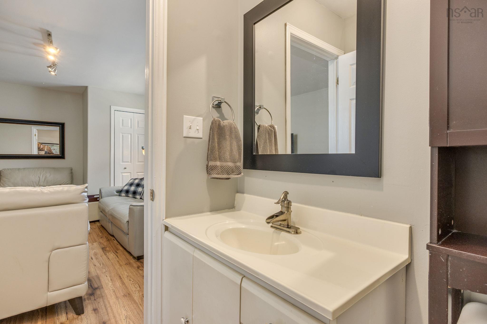 $699,900.00: 119 Douglas Crescent, Halifax