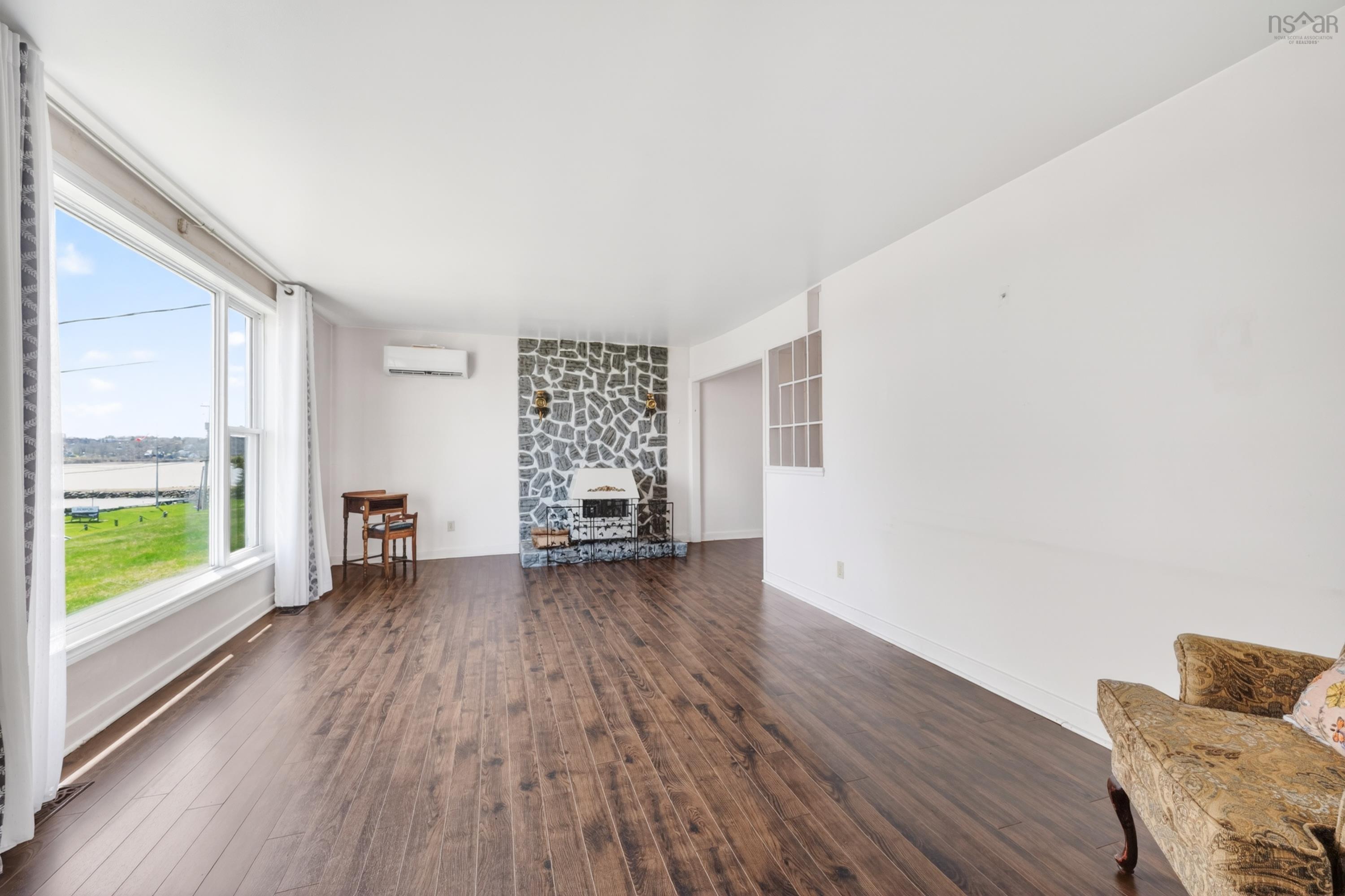 $299,900.00: 595 Westmount Road, Sydney River