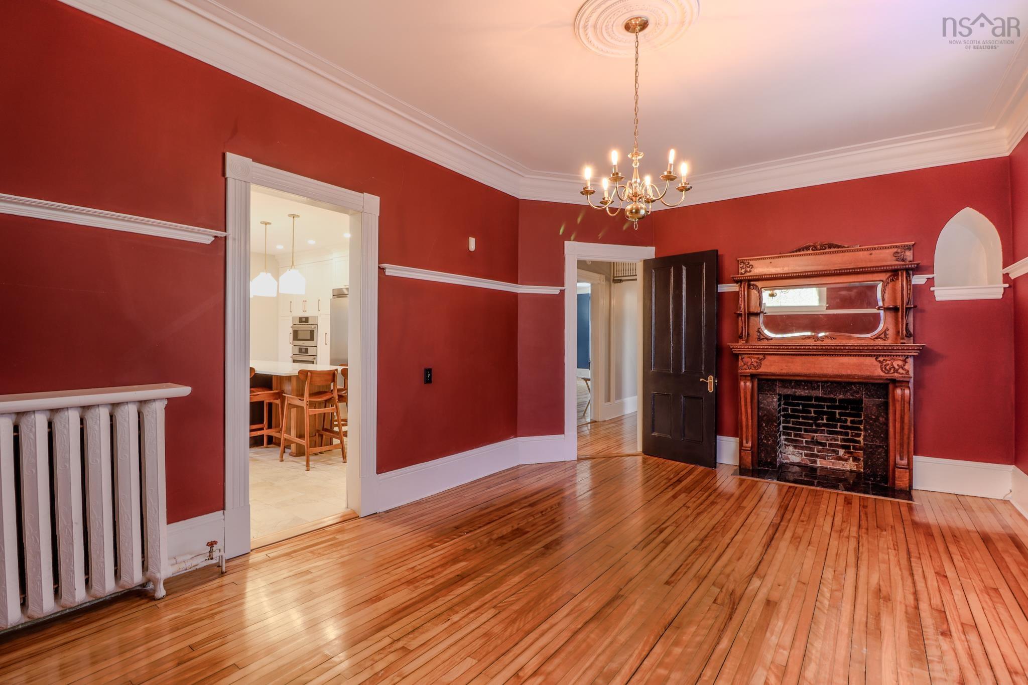 $549,000.00: 36 Whitney Avenue, Sydney