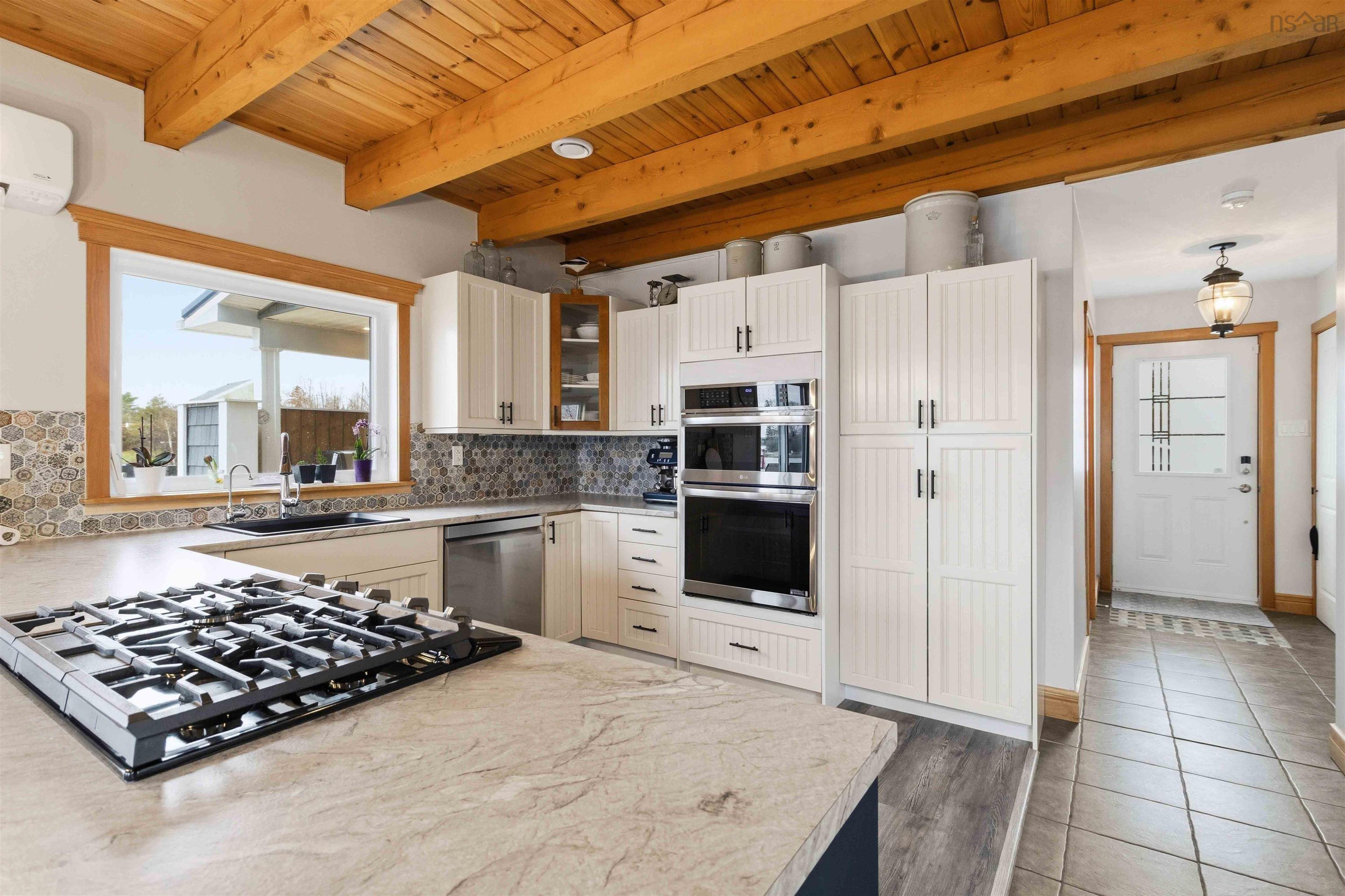 11 Yacht Club Road, Hubbards, NS (MLS 202610964)