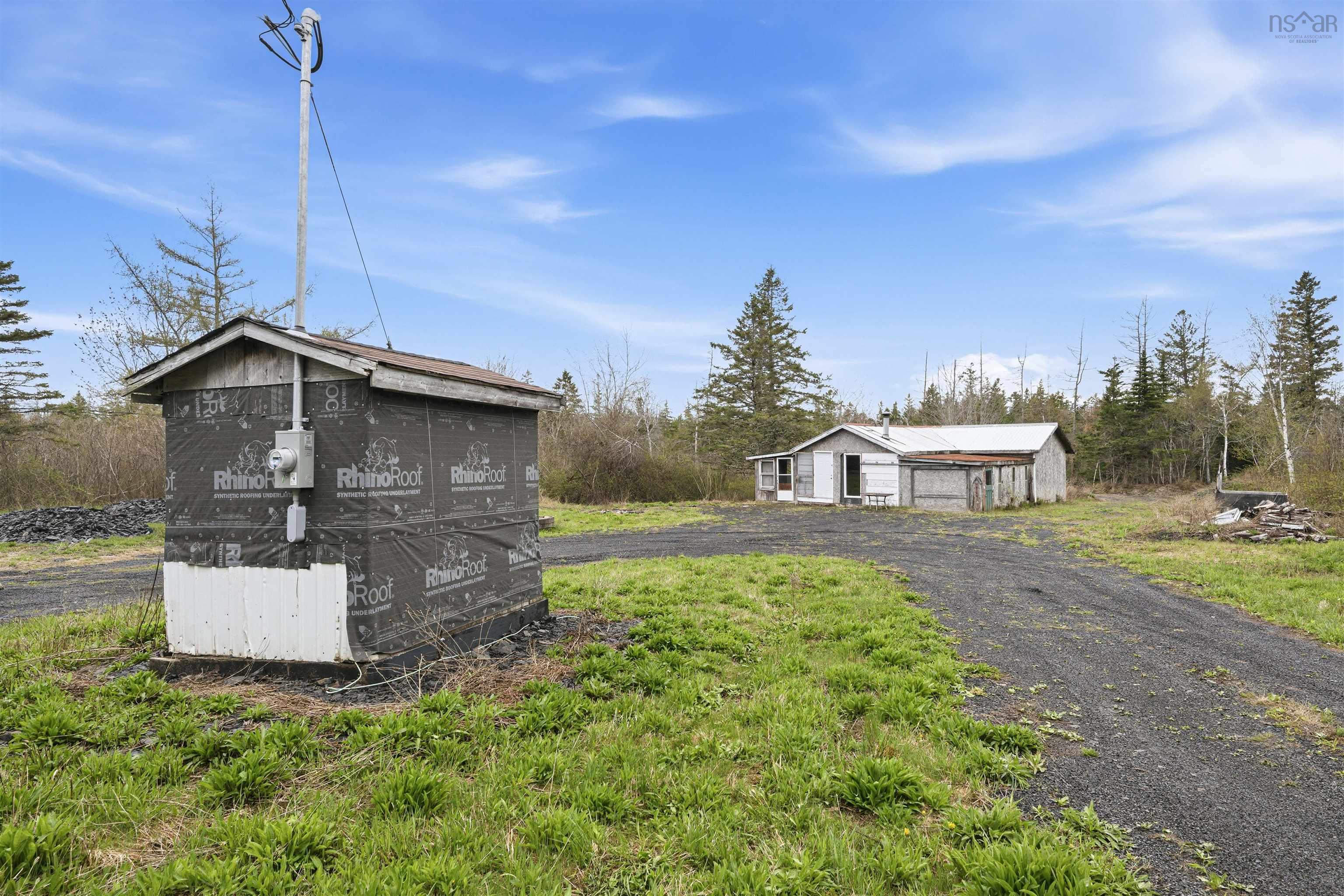 $175,000.00: 7942 Highway 215, Cambridge