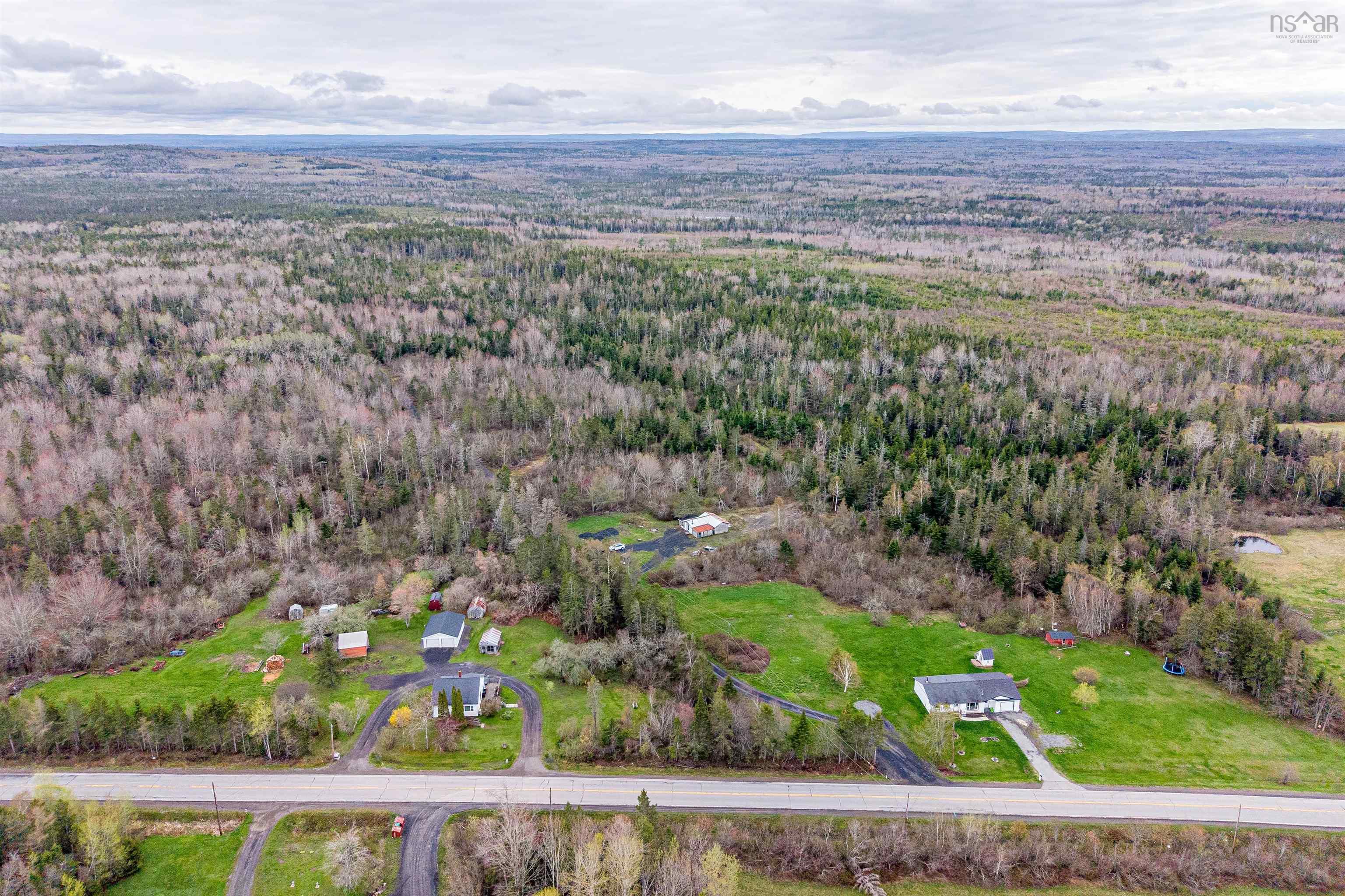 $175,000.00: 7942 Highway 215, Cambridge