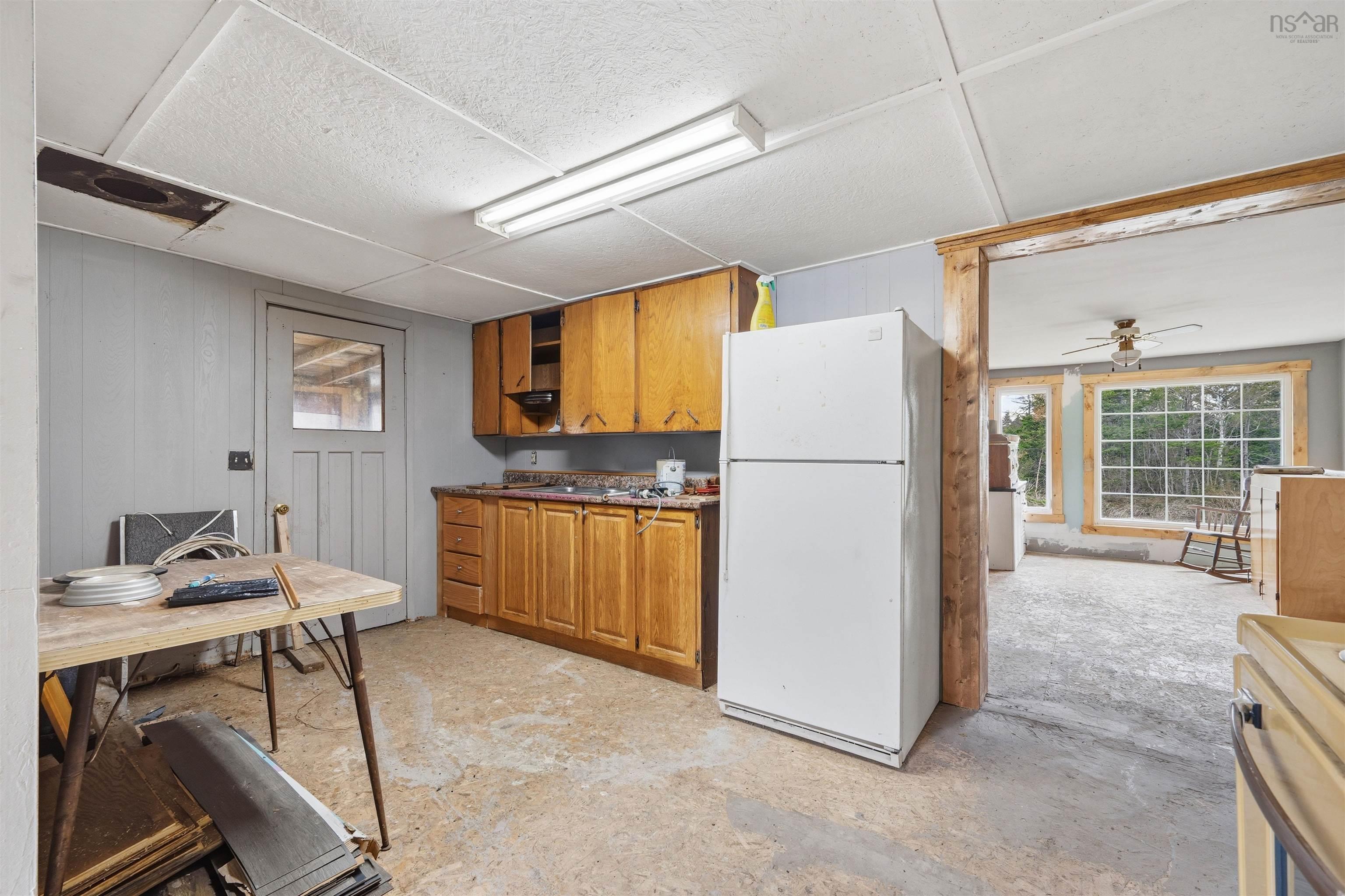 $175,000.00: 7942 Highway 215, Cambridge