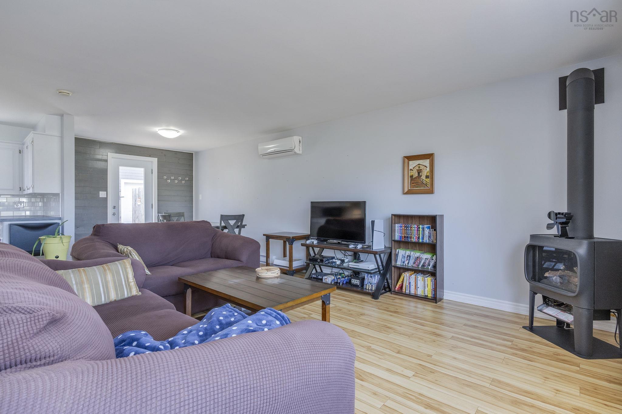 $410,000.00: 1134 ANDRINGA Drive, Cambridge