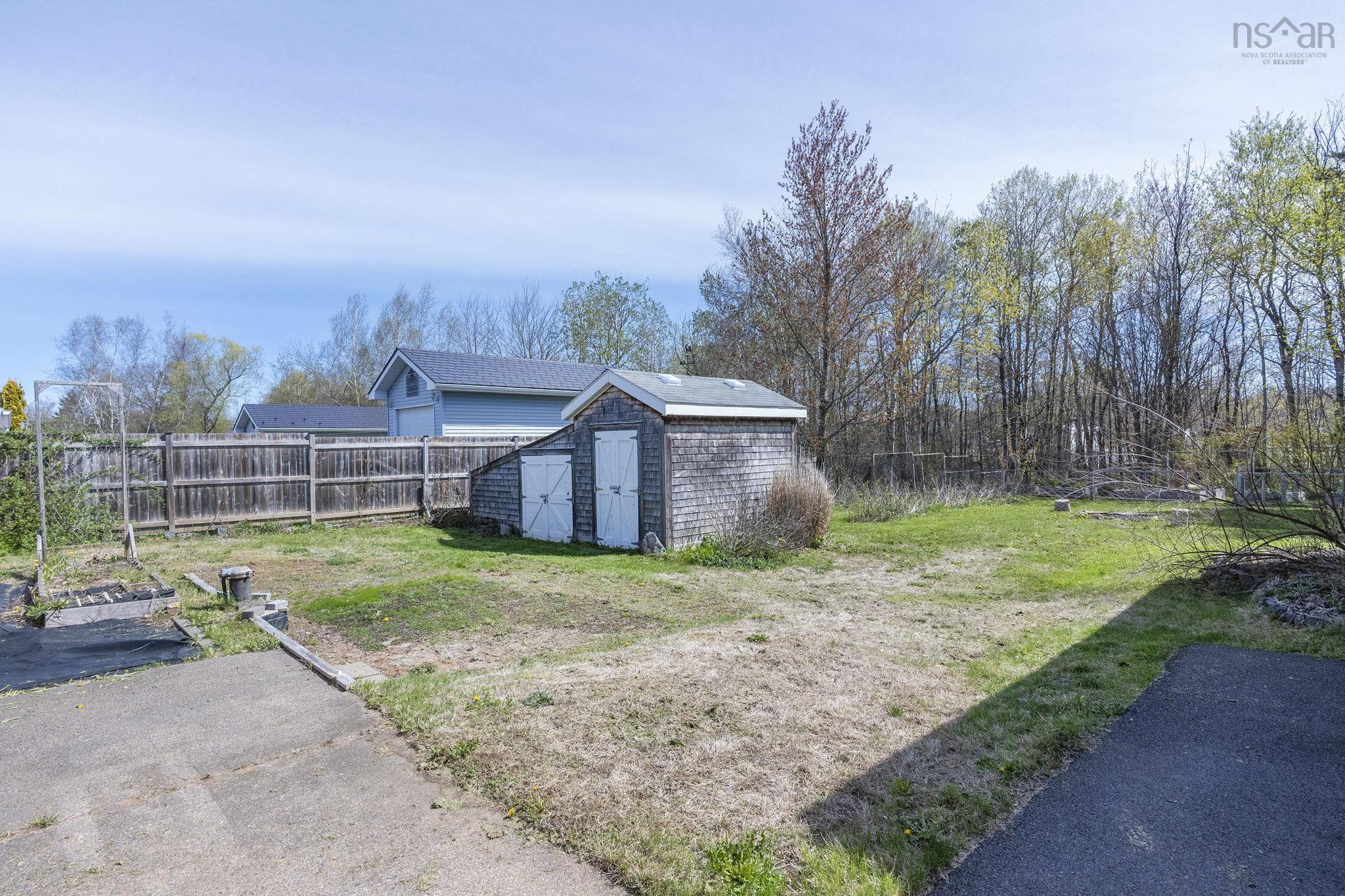 $410,000.00: 1134 ANDRINGA Drive, Cambridge