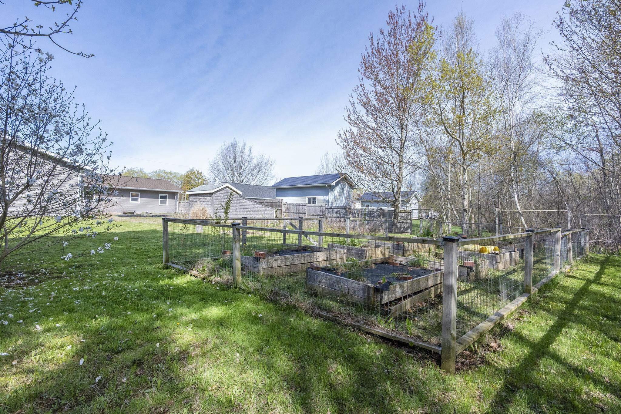 $410,000.00: 1134 ANDRINGA Drive, Cambridge