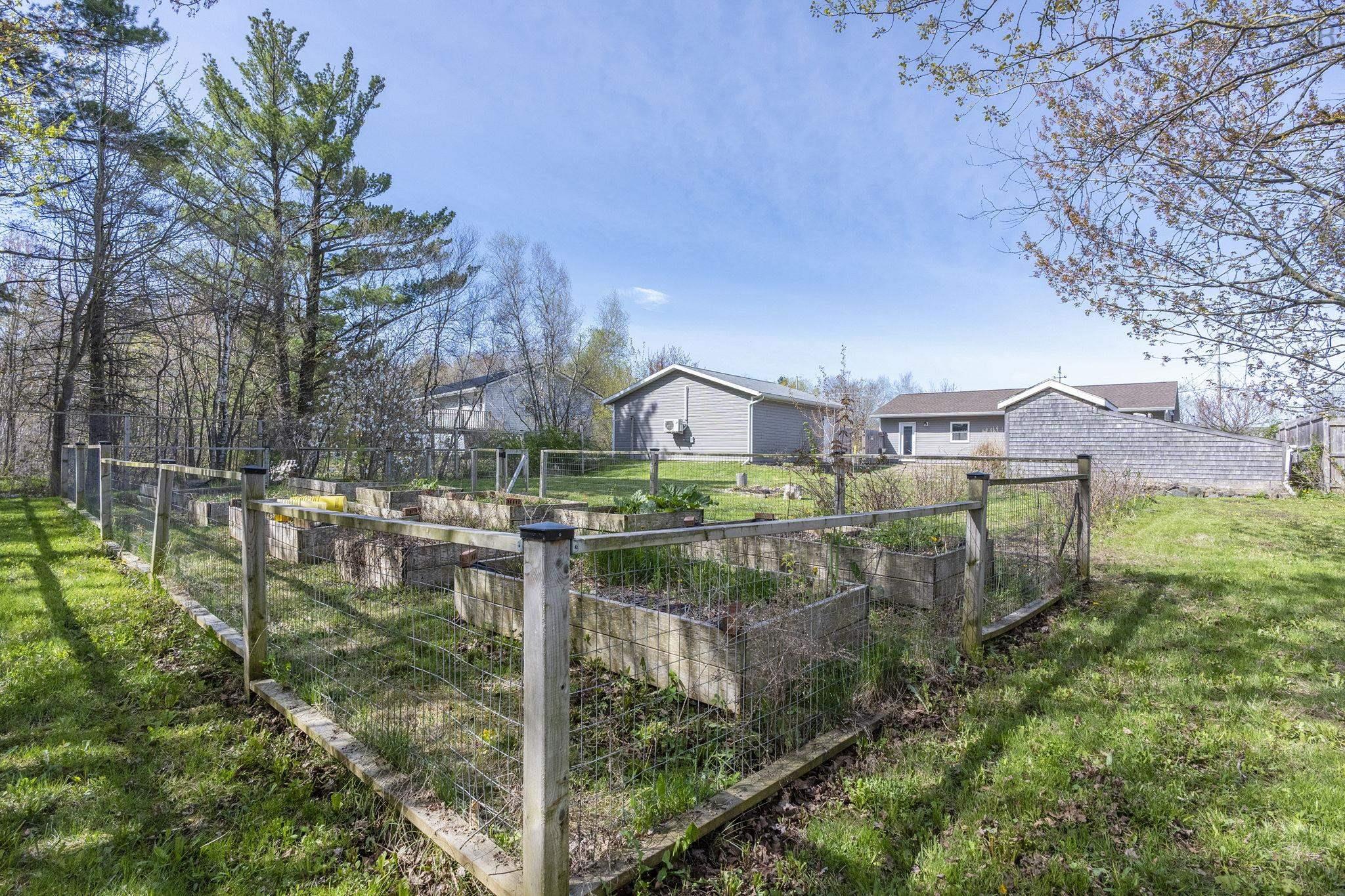 $410,000.00: 1134 ANDRINGA Drive, Cambridge