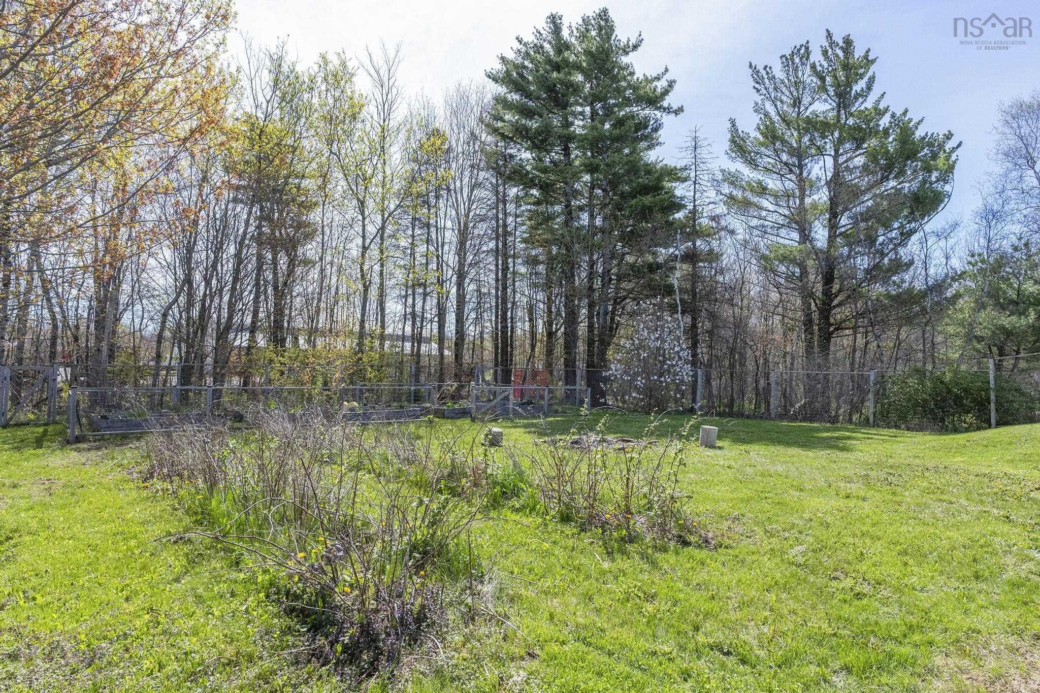 $410,000.00: 1134 ANDRINGA Drive, Cambridge