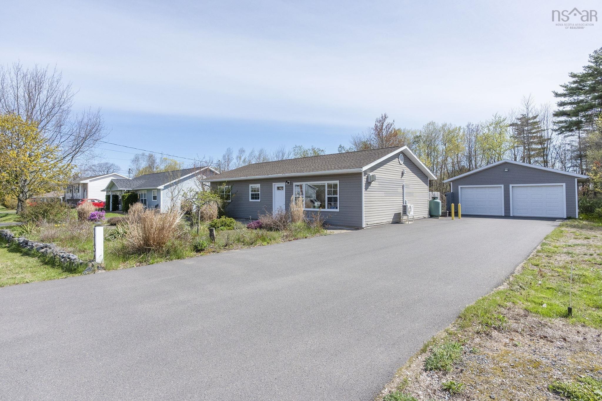 $410,000.00: 1134 ANDRINGA Drive, Cambridge