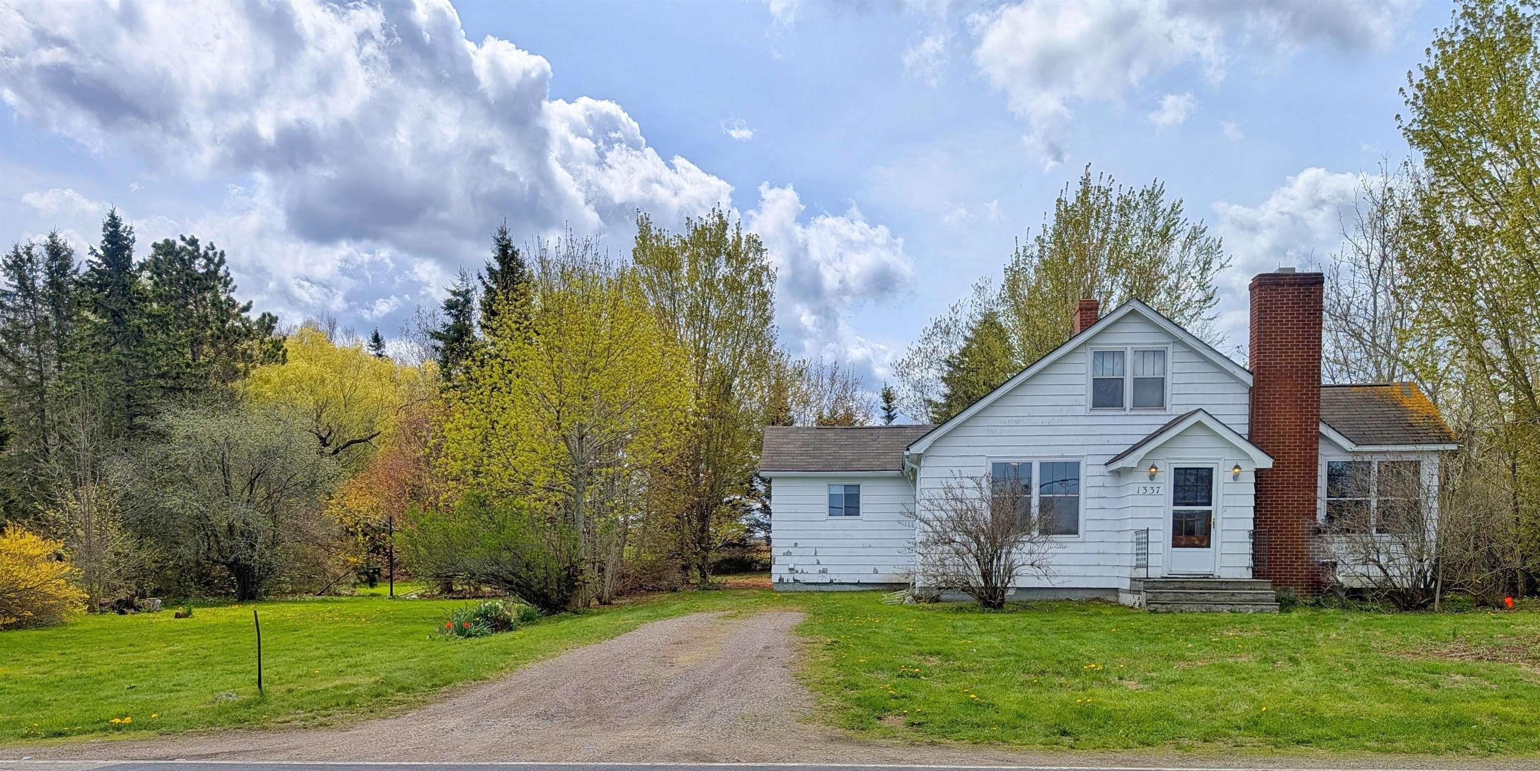 $365,000.00: 1337 358 Highway, Port Williams