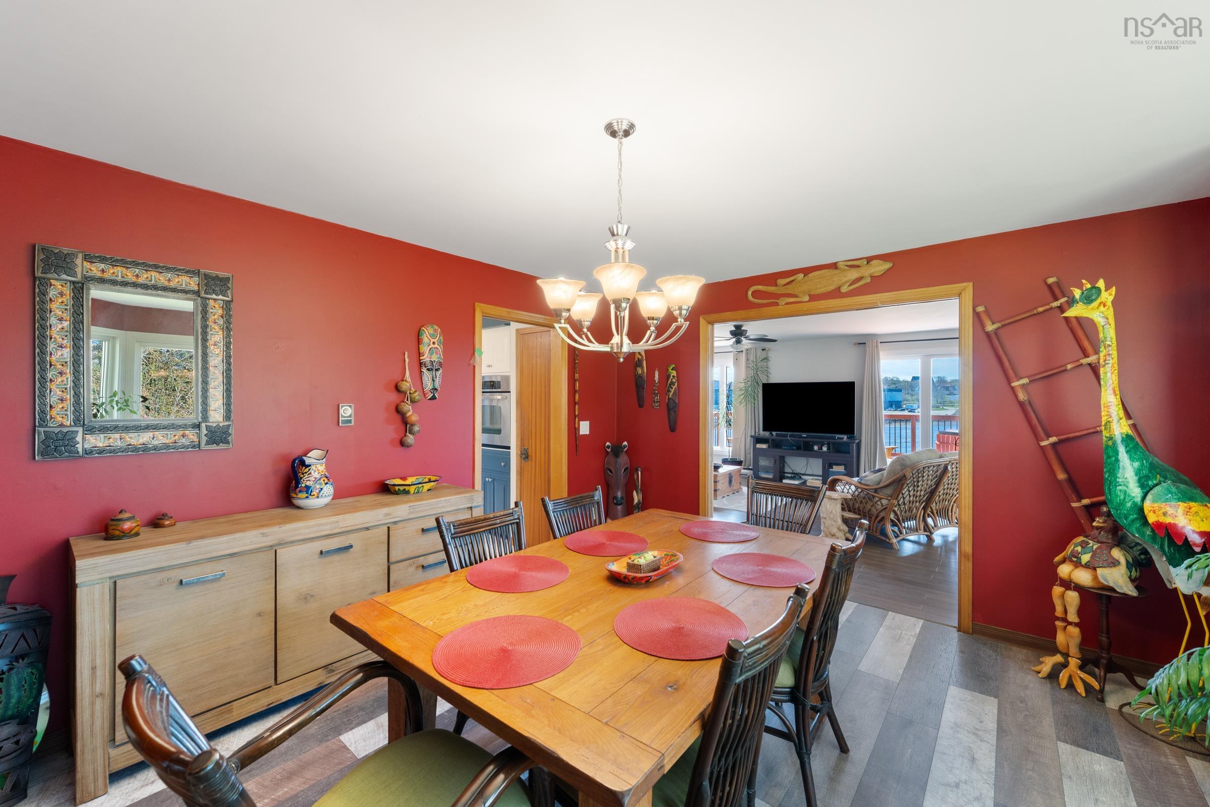 $699,000.00: 18-20 Harbourview Drive, Yarmouth