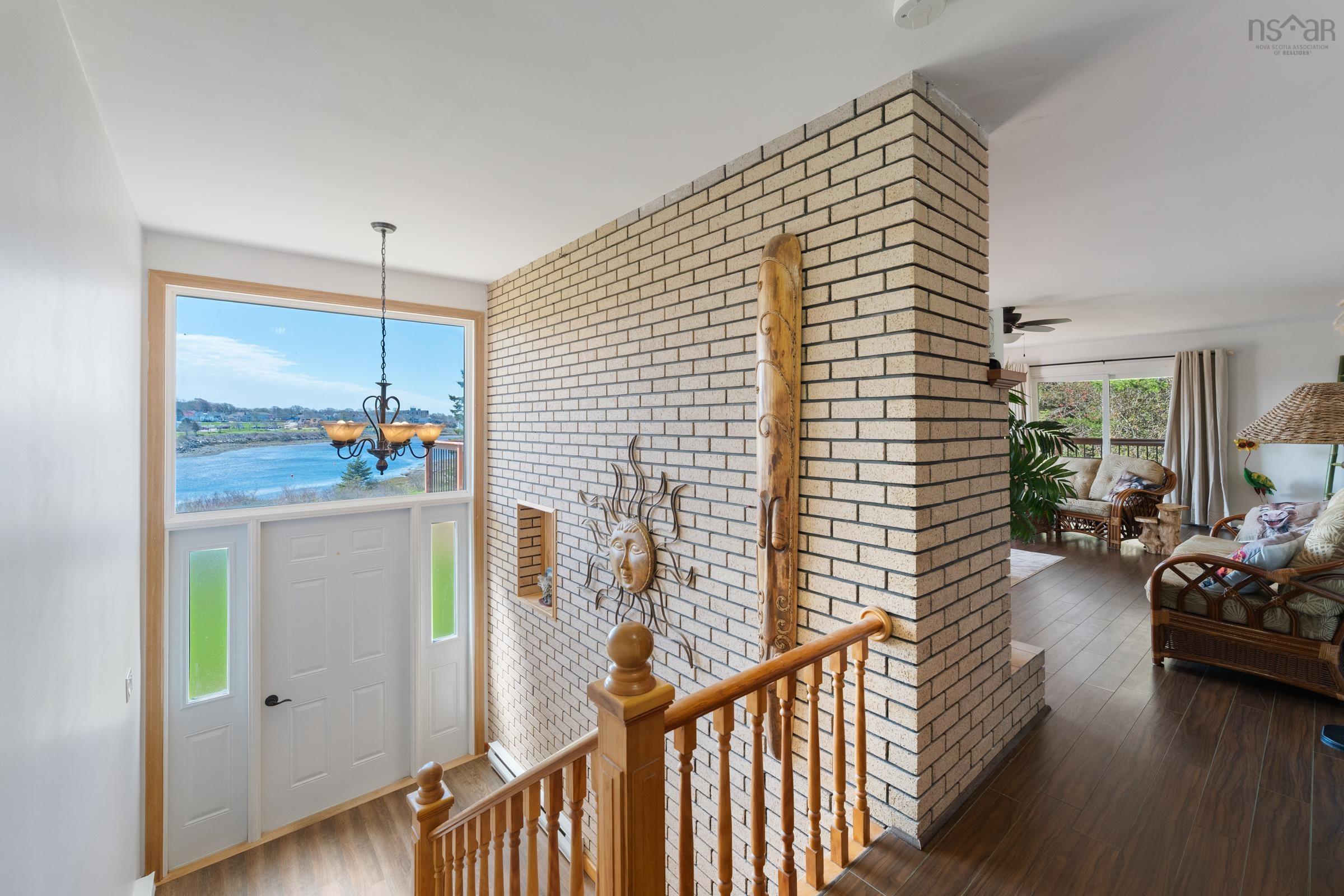 $699,000.00: 18-20 Harbourview Drive, Yarmouth