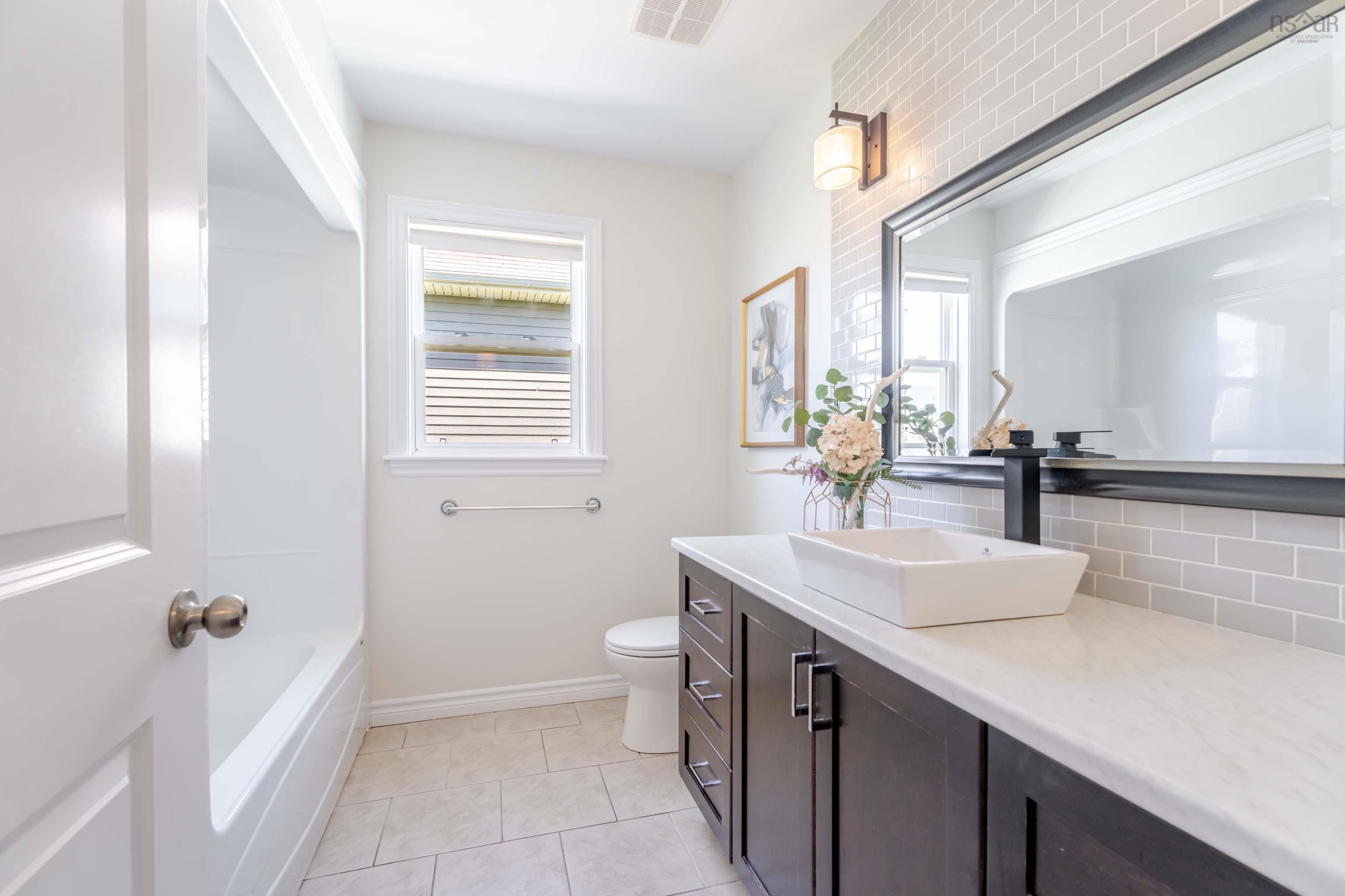276 Rutledge Street, Bedford, NS (MLS 202610995)