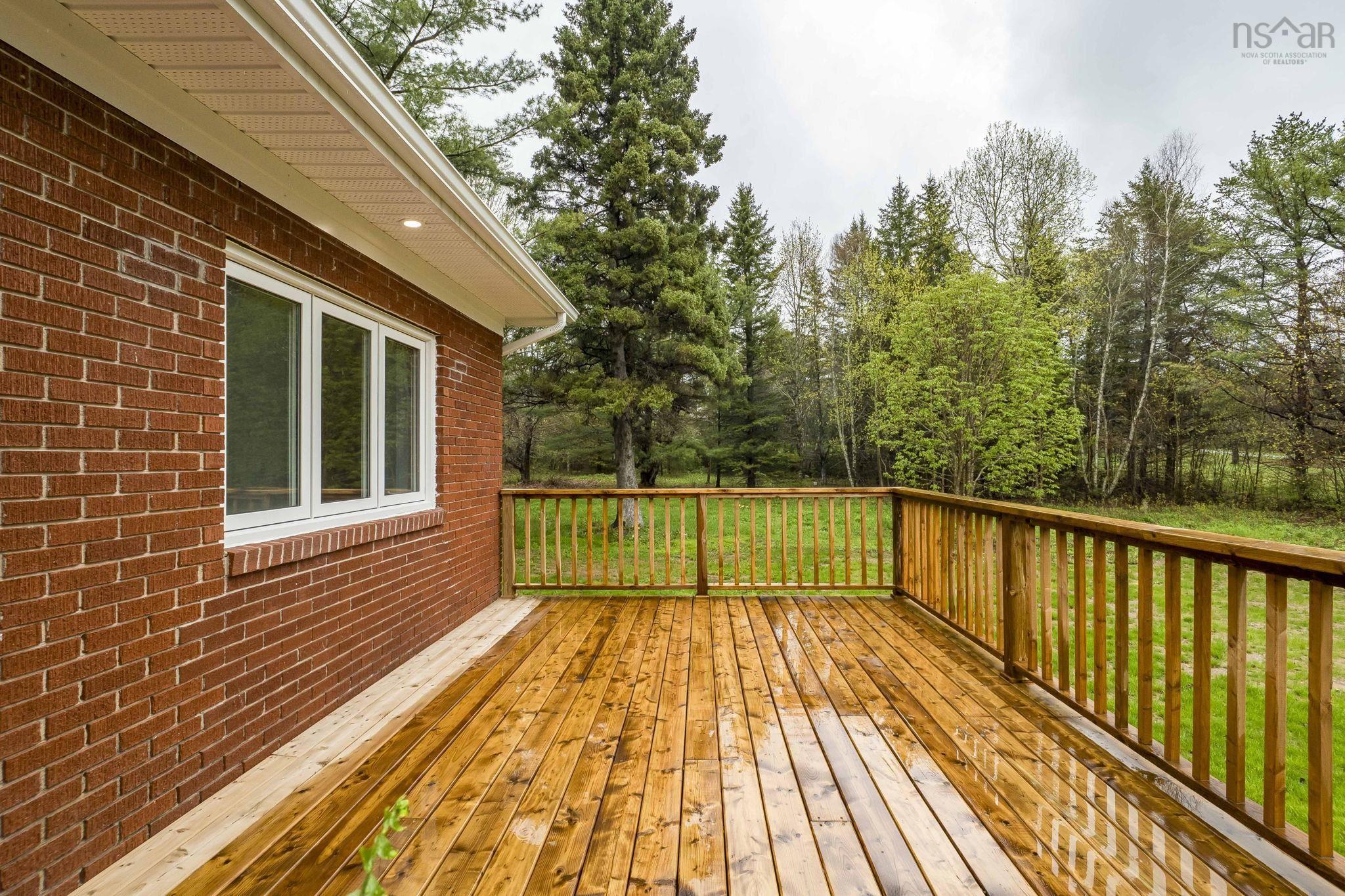 $430,000.00: 1649 Avondale Road, Mantua