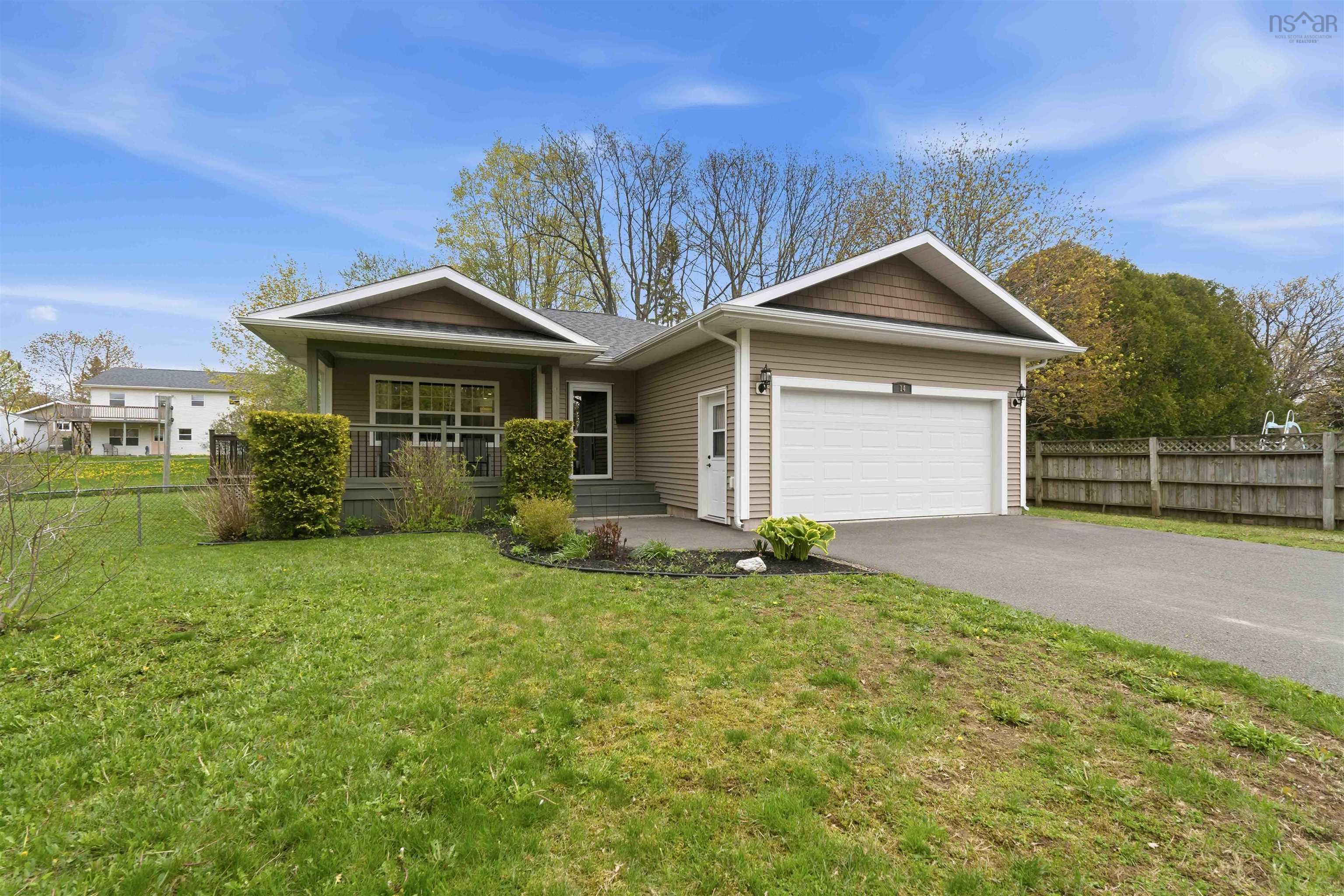 $449,000.00: 14 Smith Avenue, Kentville