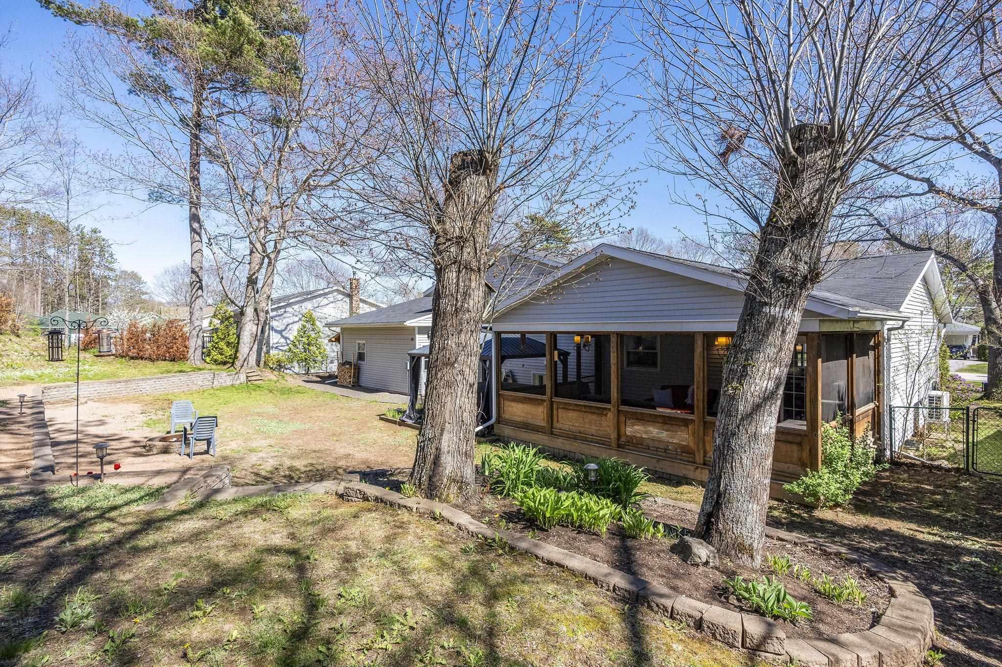 $550,000.00: 909 Julie Drive, Kingston