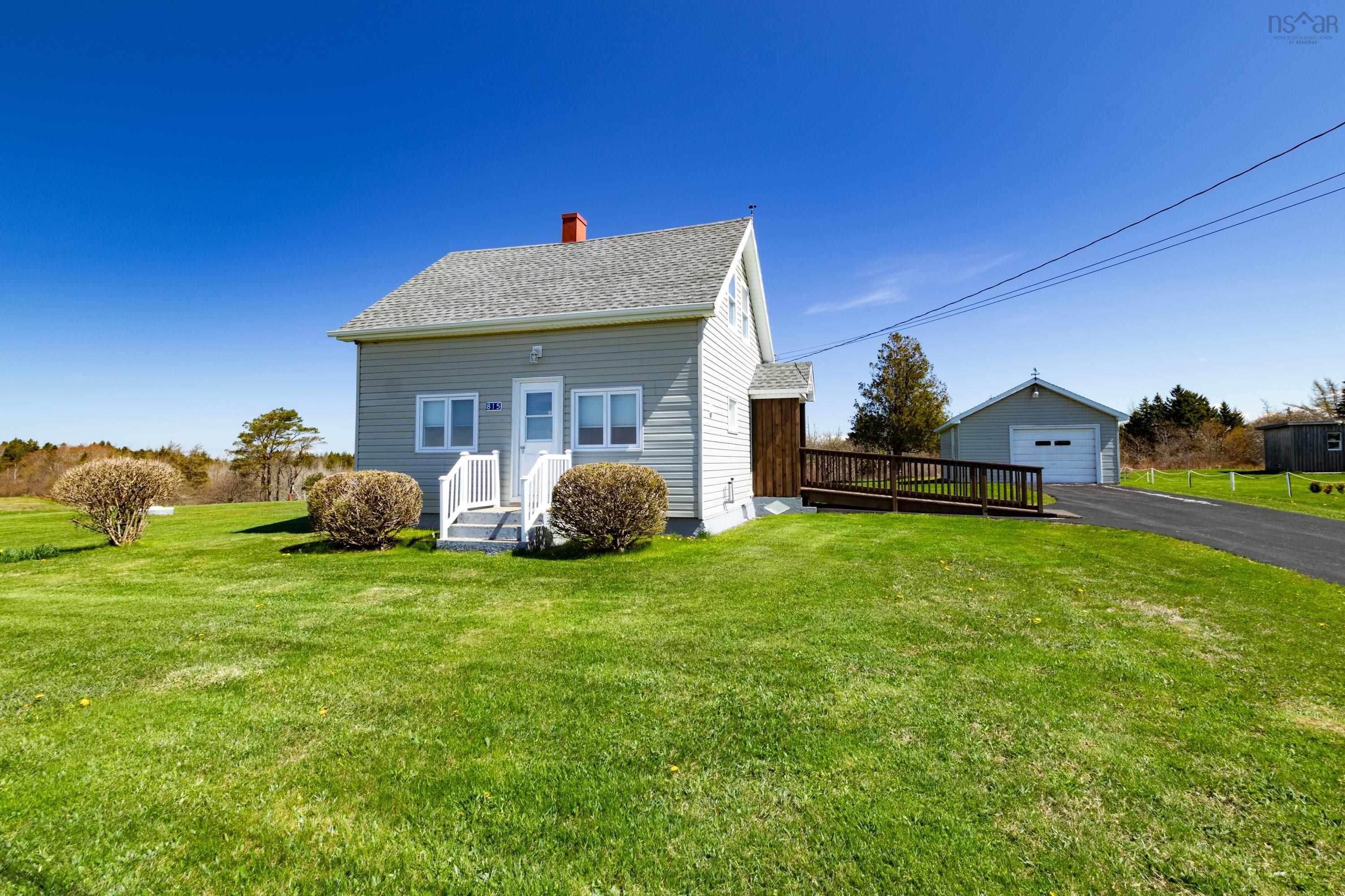 $199,000.00: 815 Saulnierville Rd, Saulnierville