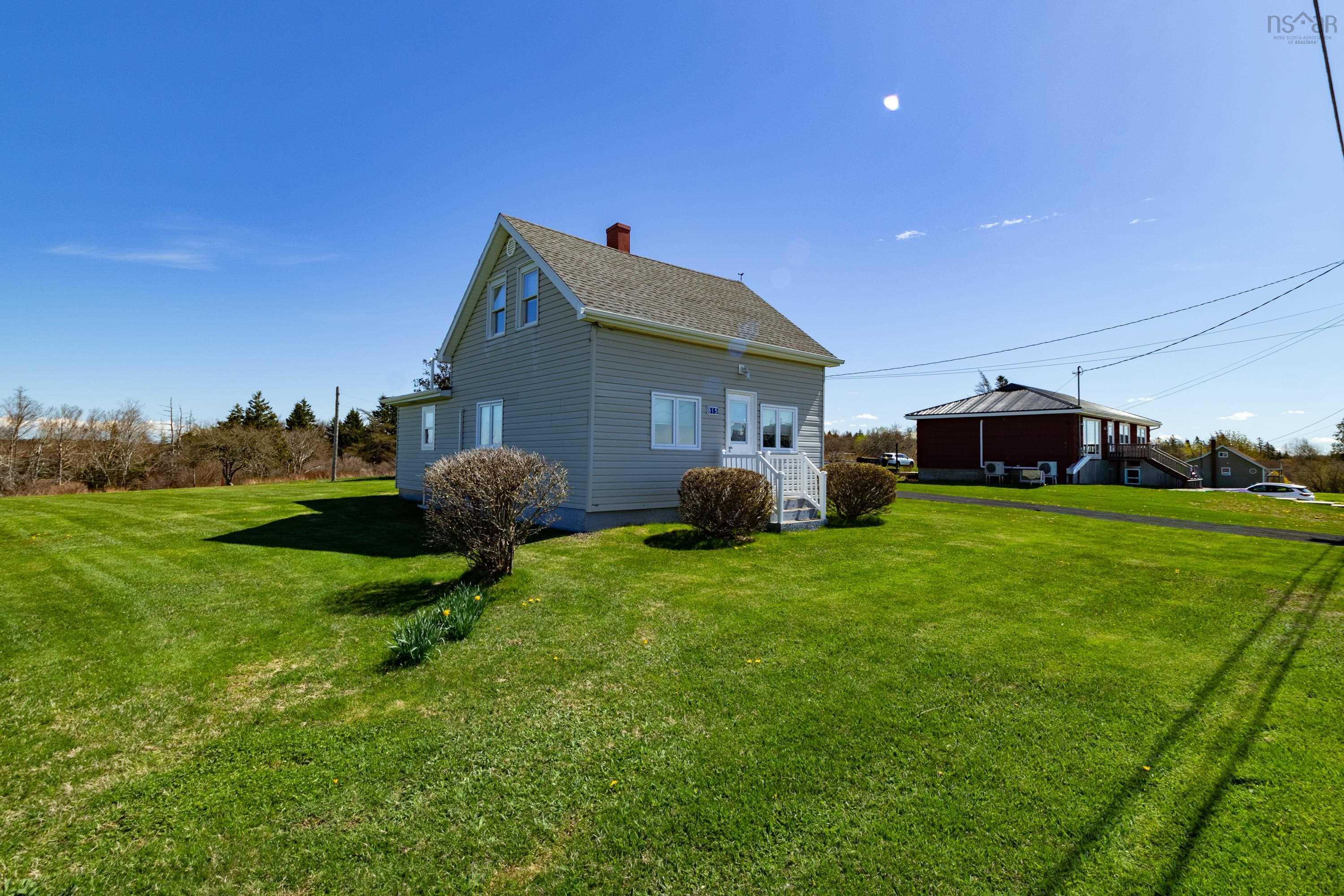 $199,000.00: 815 Saulnierville Rd, Saulnierville