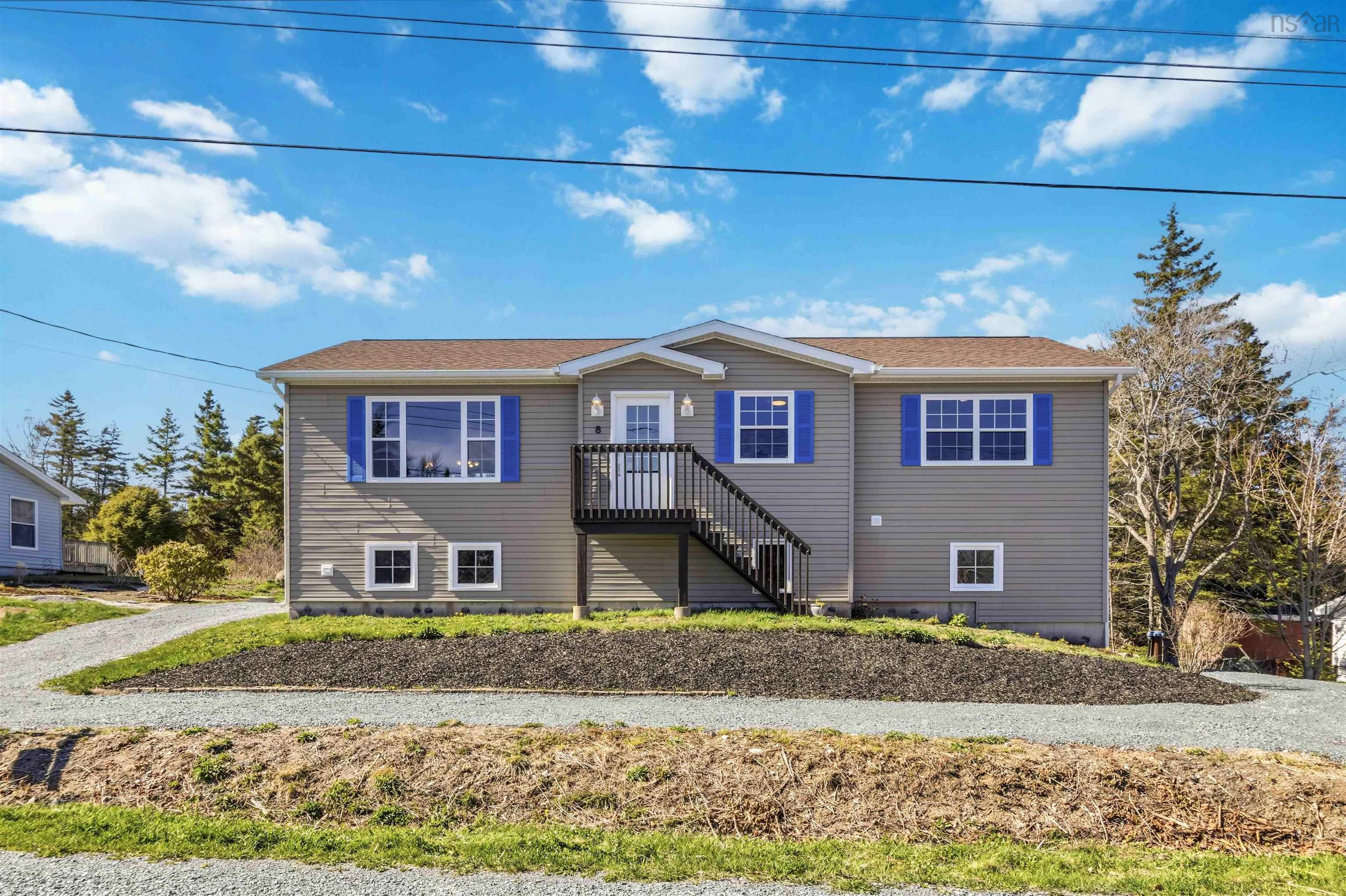 $449,900.00: 8 Harbour View Drive, Portuguese Cove